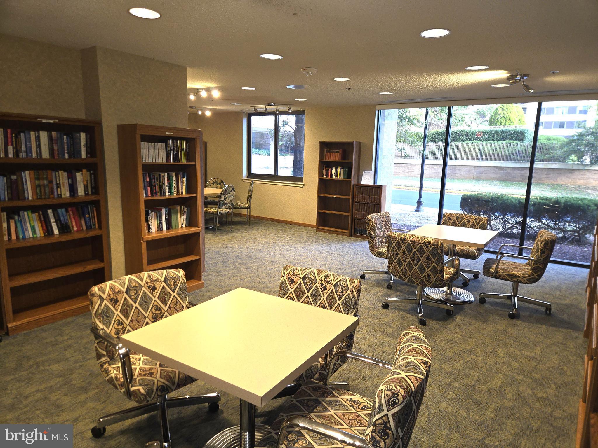 SKYLINE SQUARE CONDO - Residential Lease