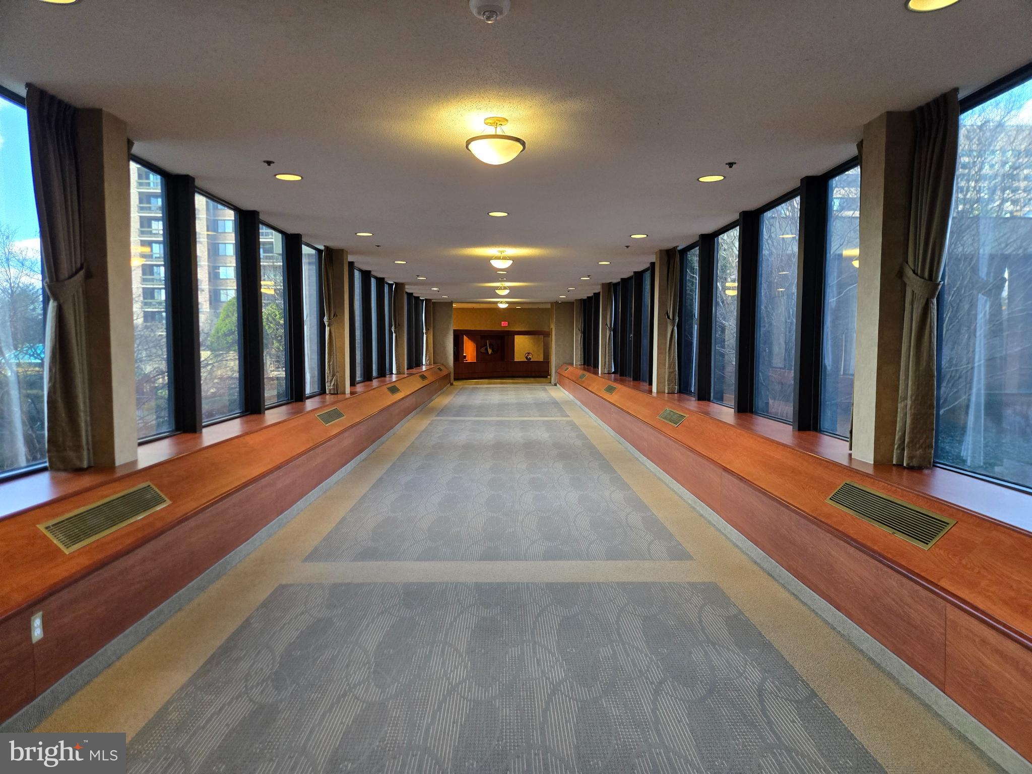 SKYLINE SQUARE CONDO - Residential Lease