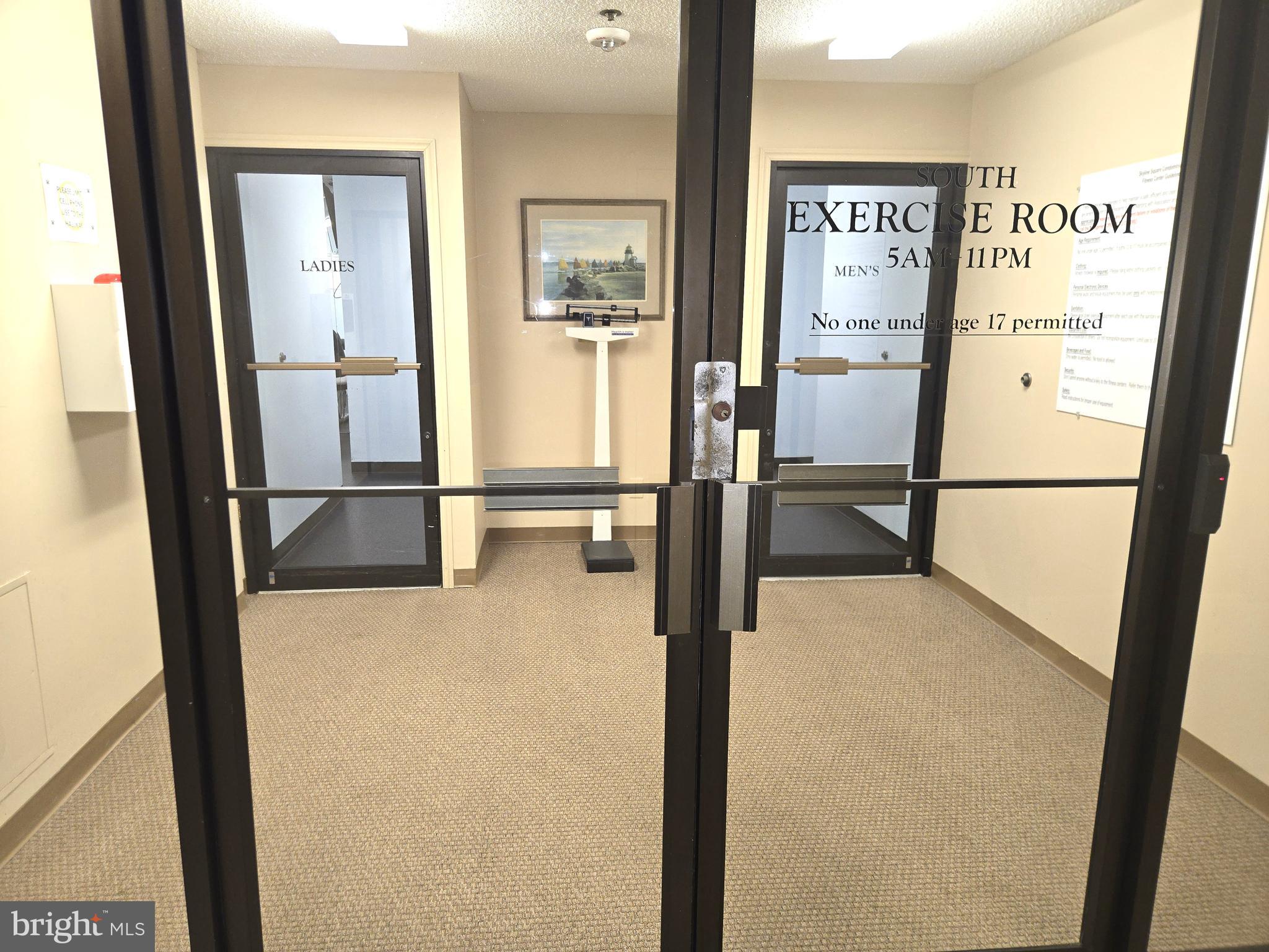 SKYLINE SQUARE CONDO - Residential Lease