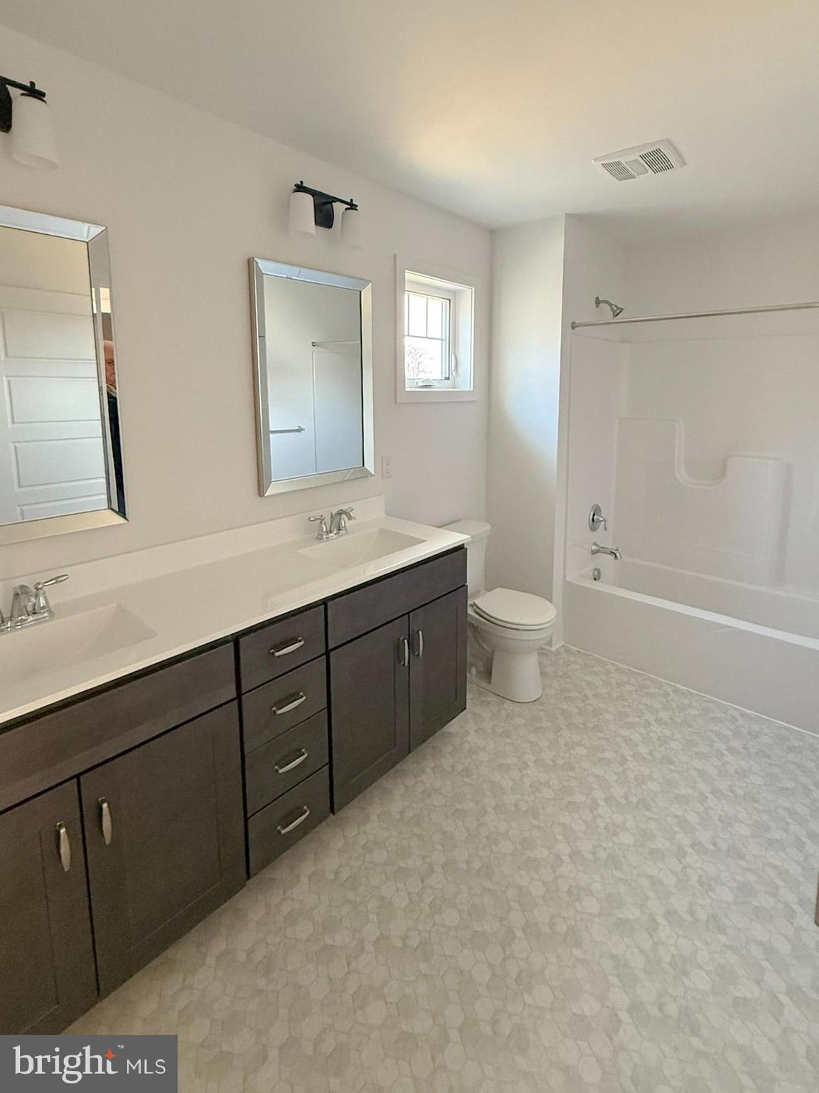 PARKSIDE AT LAMPETER - Residential