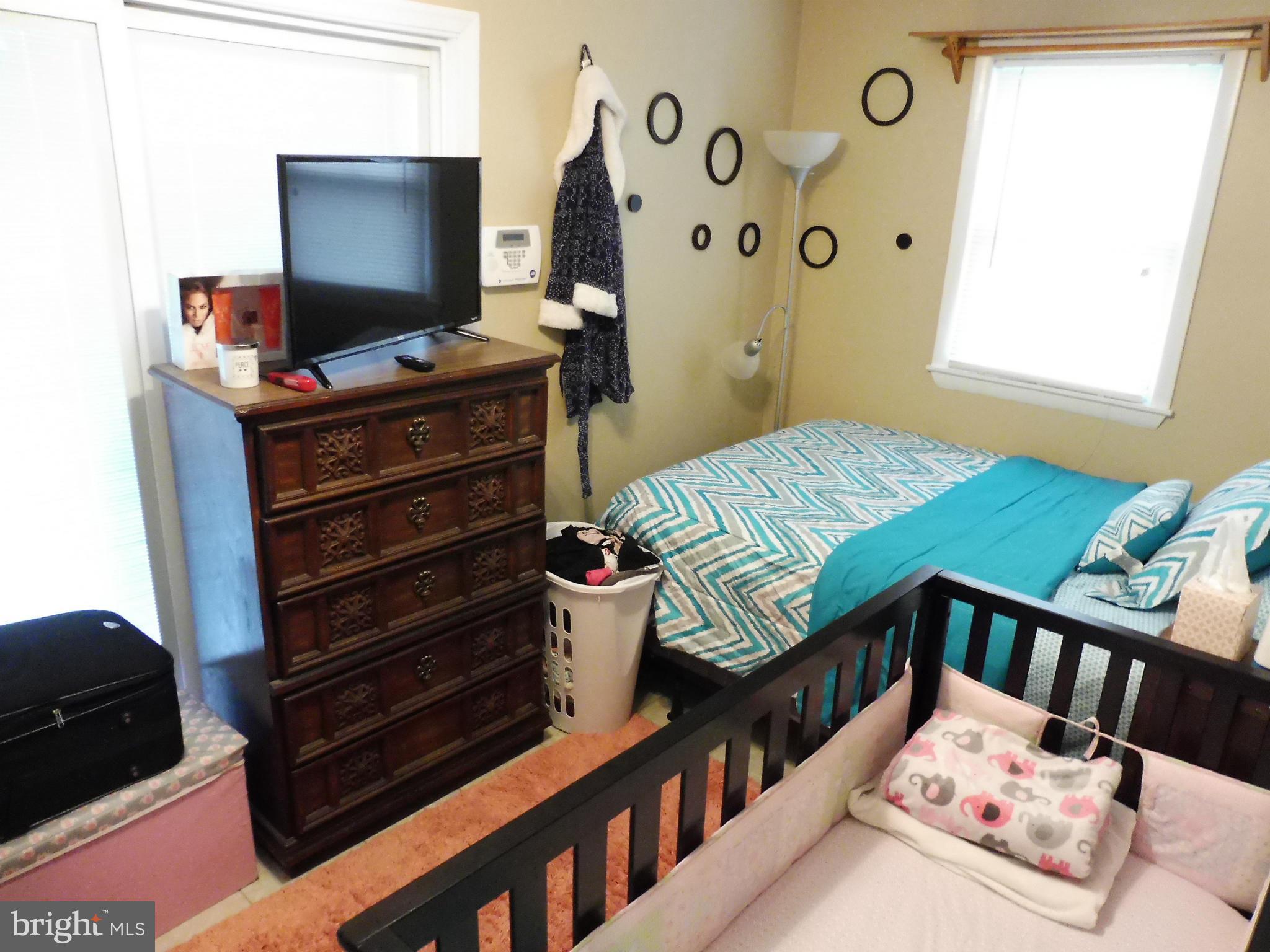 CEDAR CREST - Residential