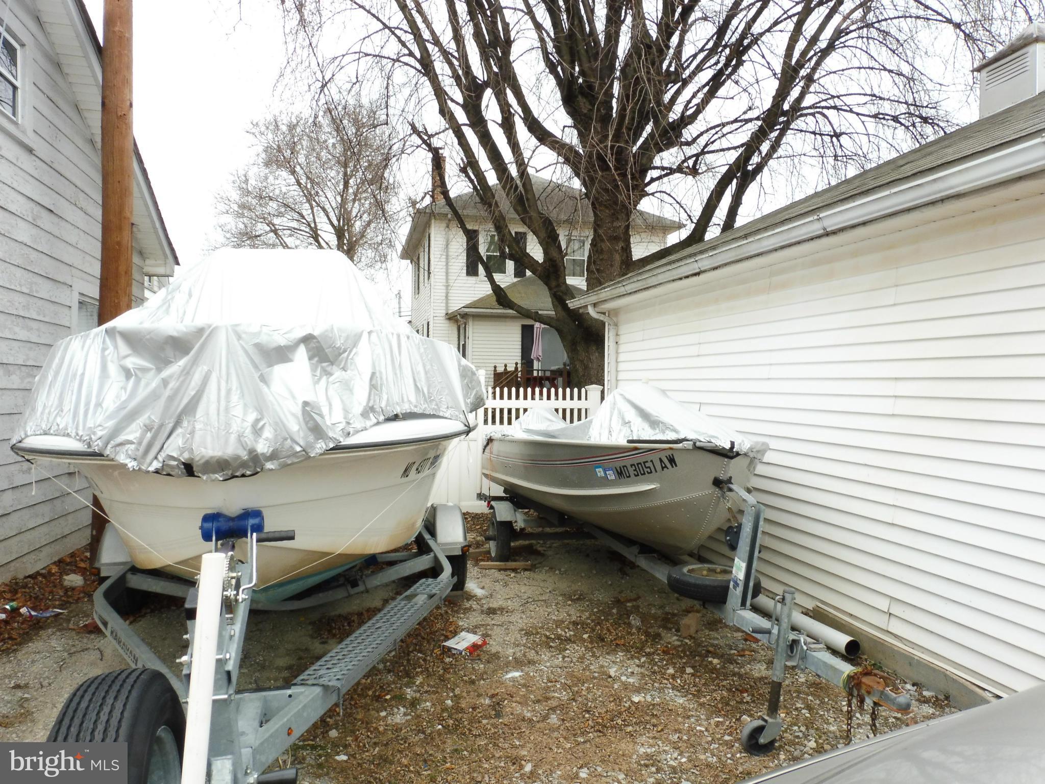 CEDAR CREST - Residential