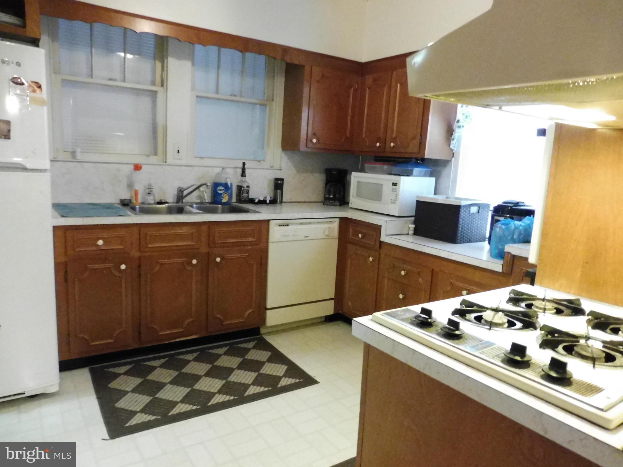 CEDAR CREST - Residential