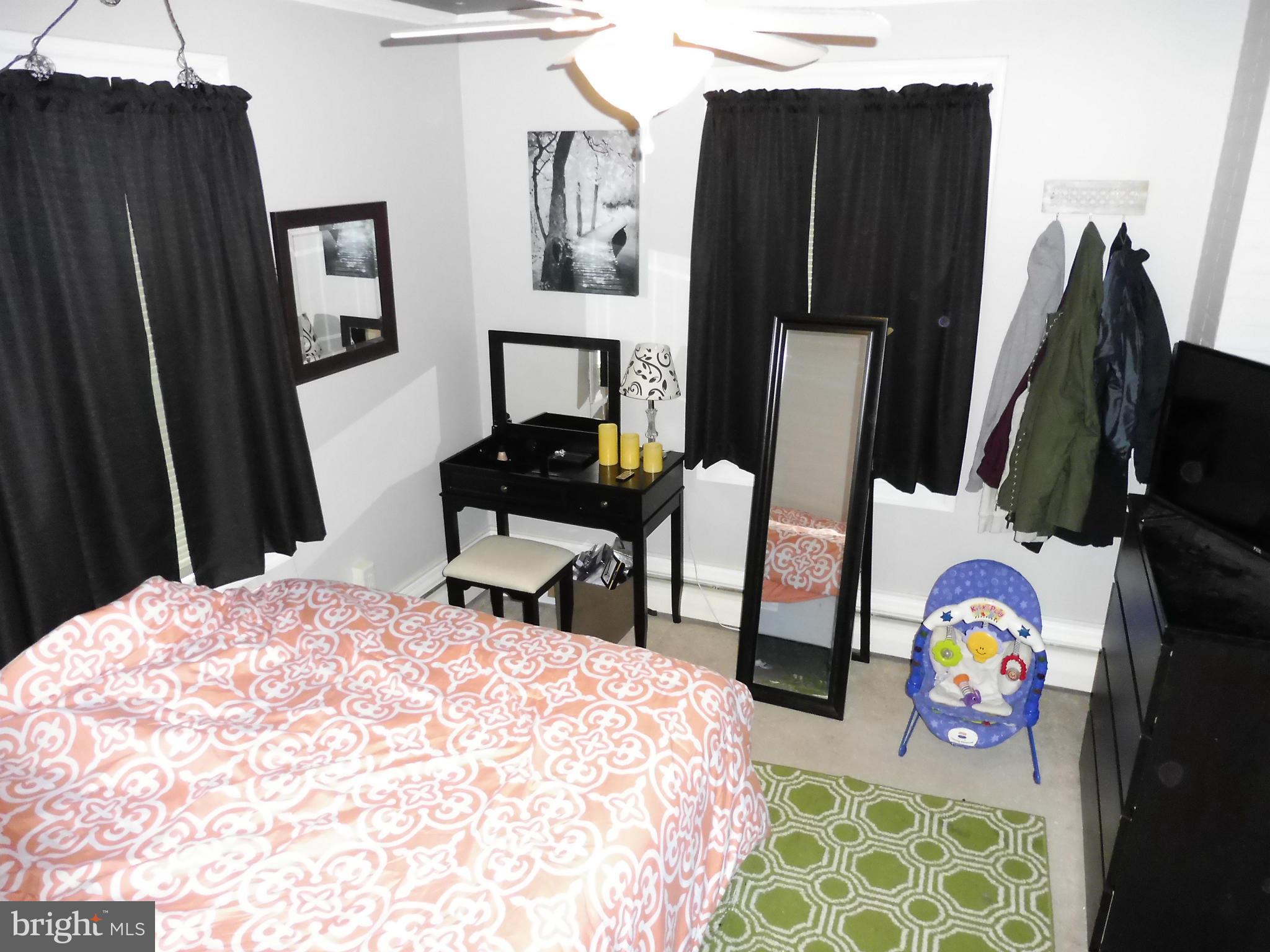 CEDAR CREST - Residential