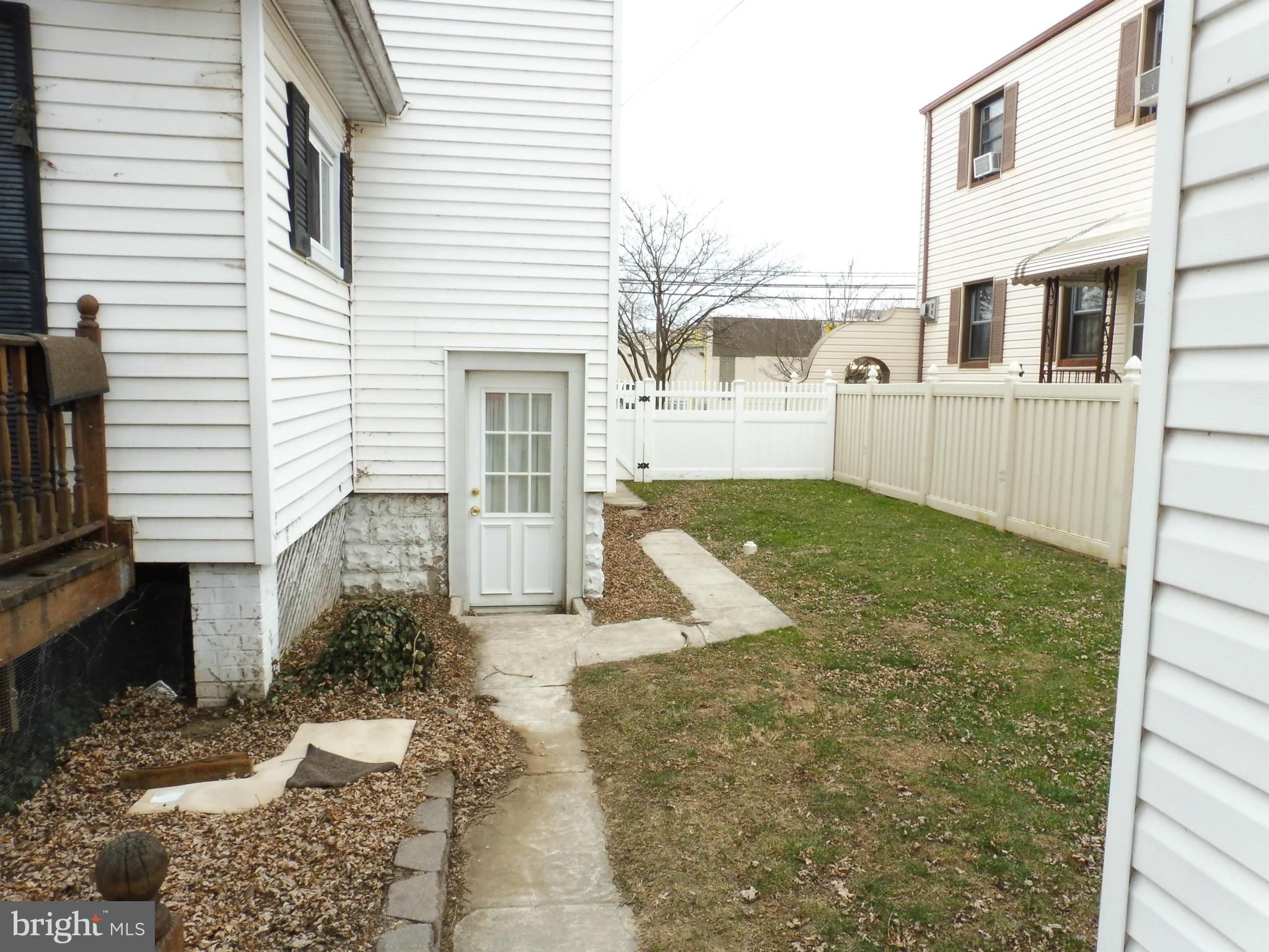 CEDAR CREST - Residential