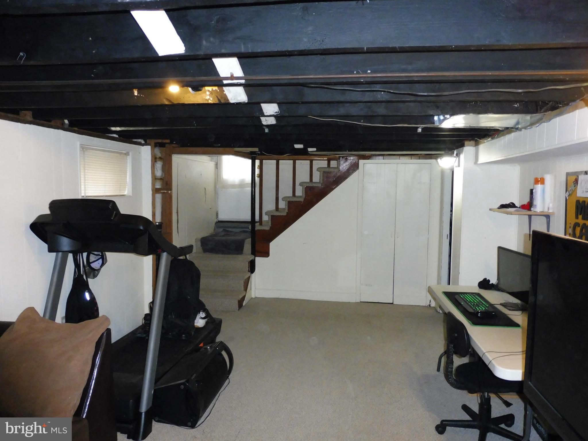 CEDAR CREST - Residential