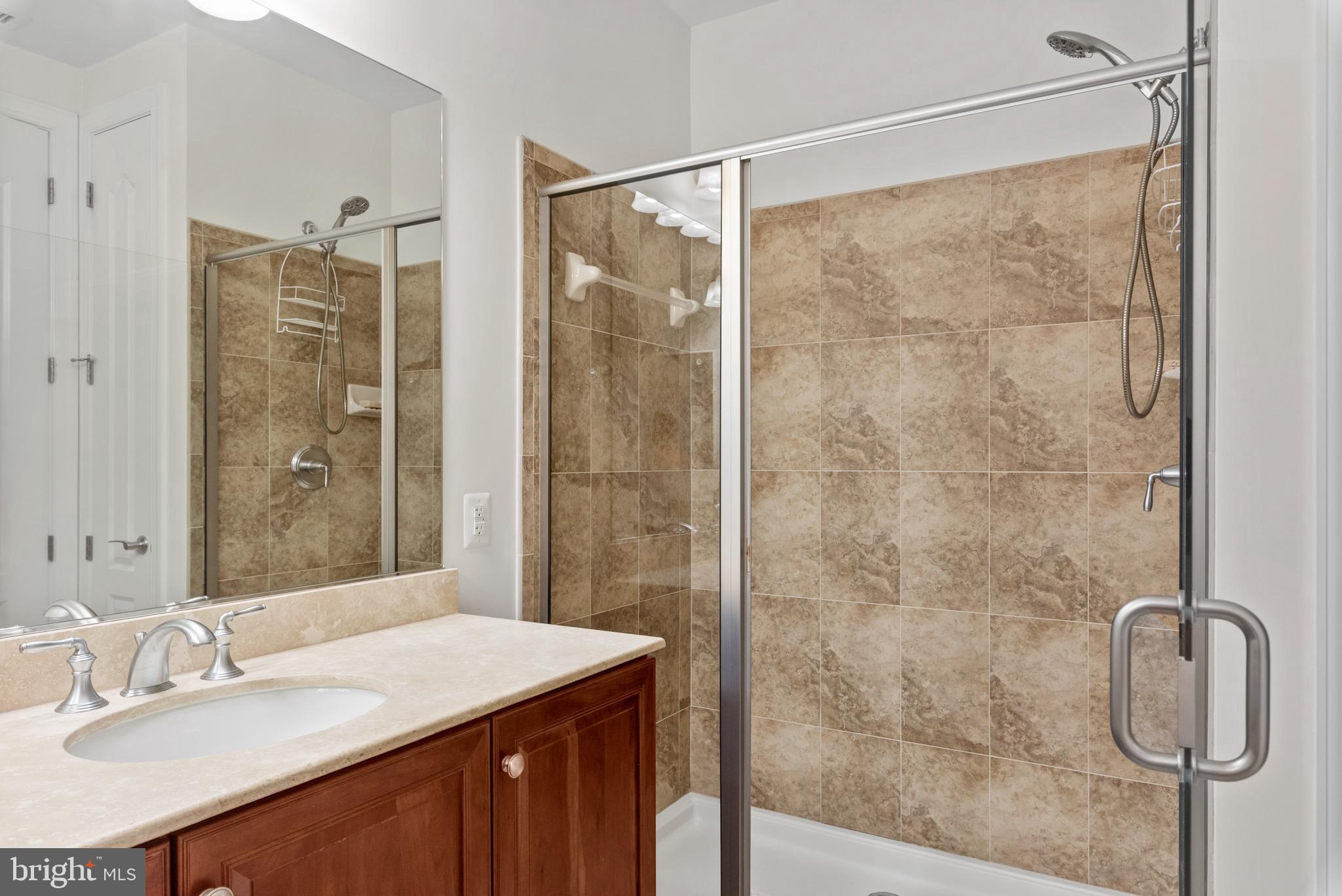 GRANDVIEW AT ANNAPOLIS TOWNE CENTRE - Residential