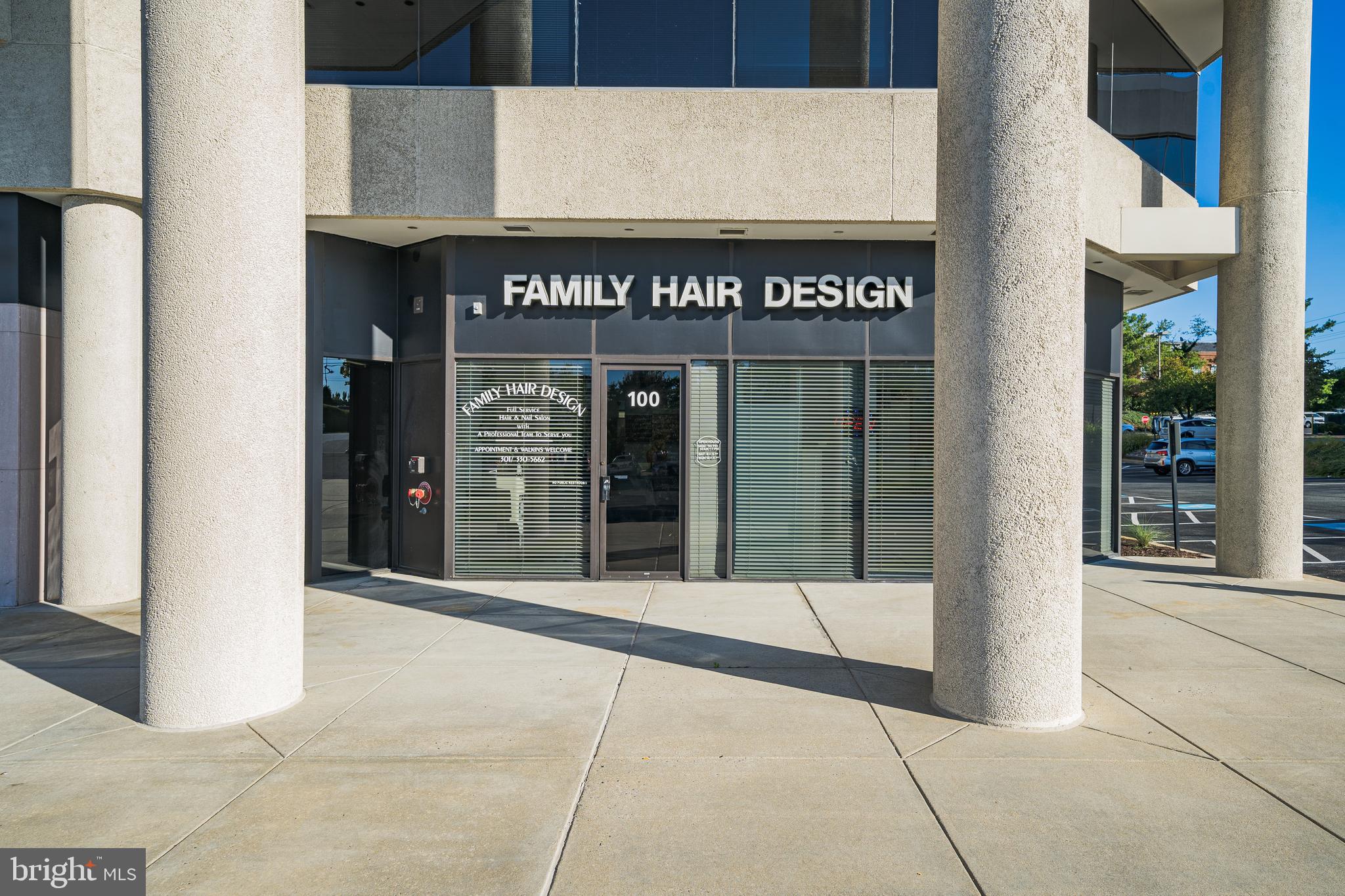 101 LAKEFOREST BOULEVARD 100