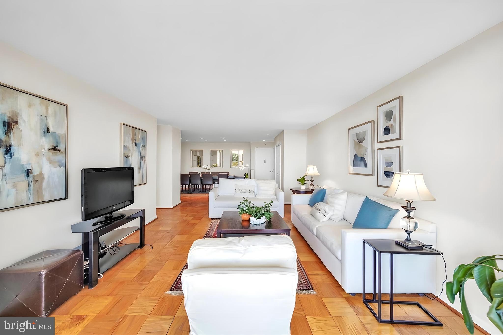 THE KENWOOD - Residential