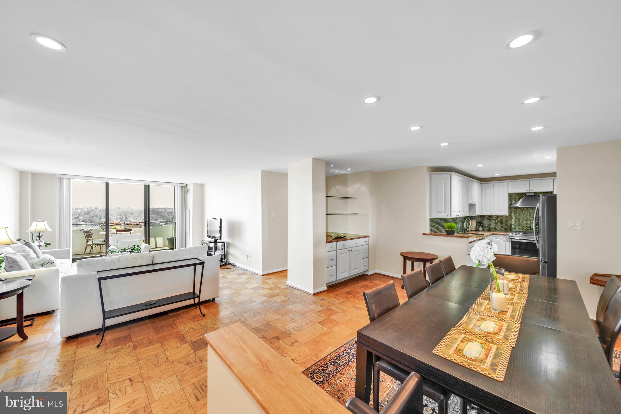 THE KENWOOD - Residential