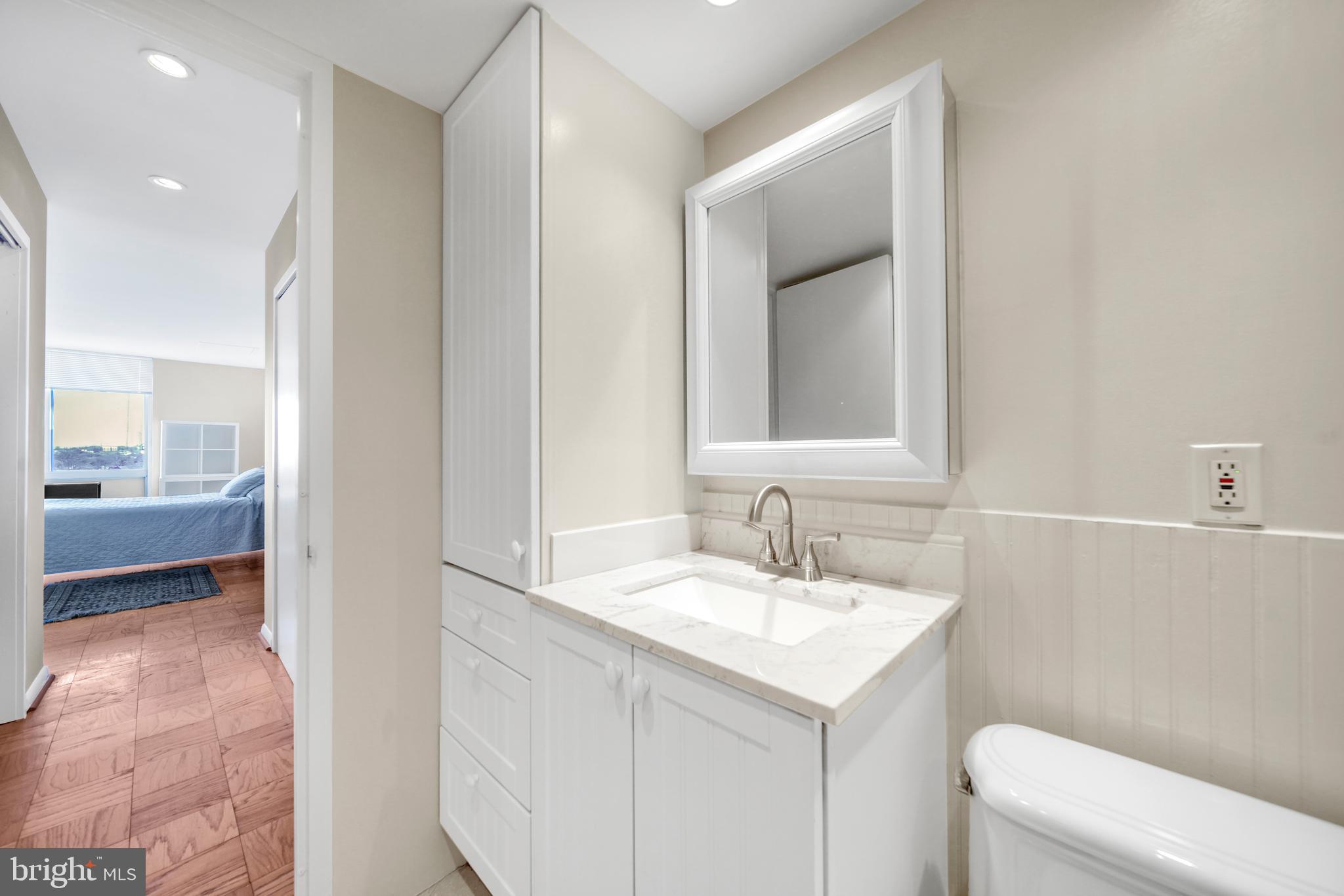 THE KENWOOD - Residential