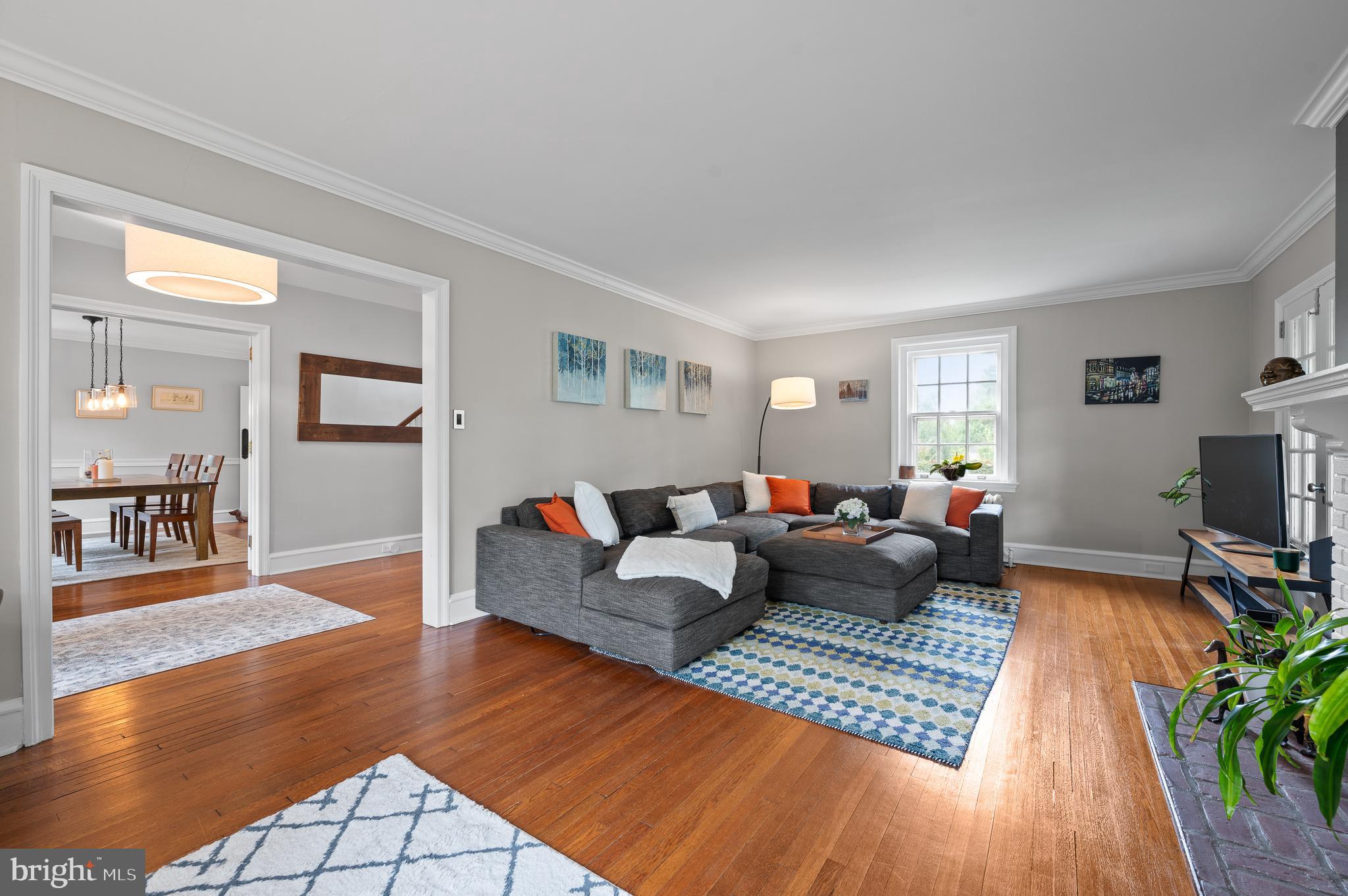 GREYTHORNE WOODS - Residential