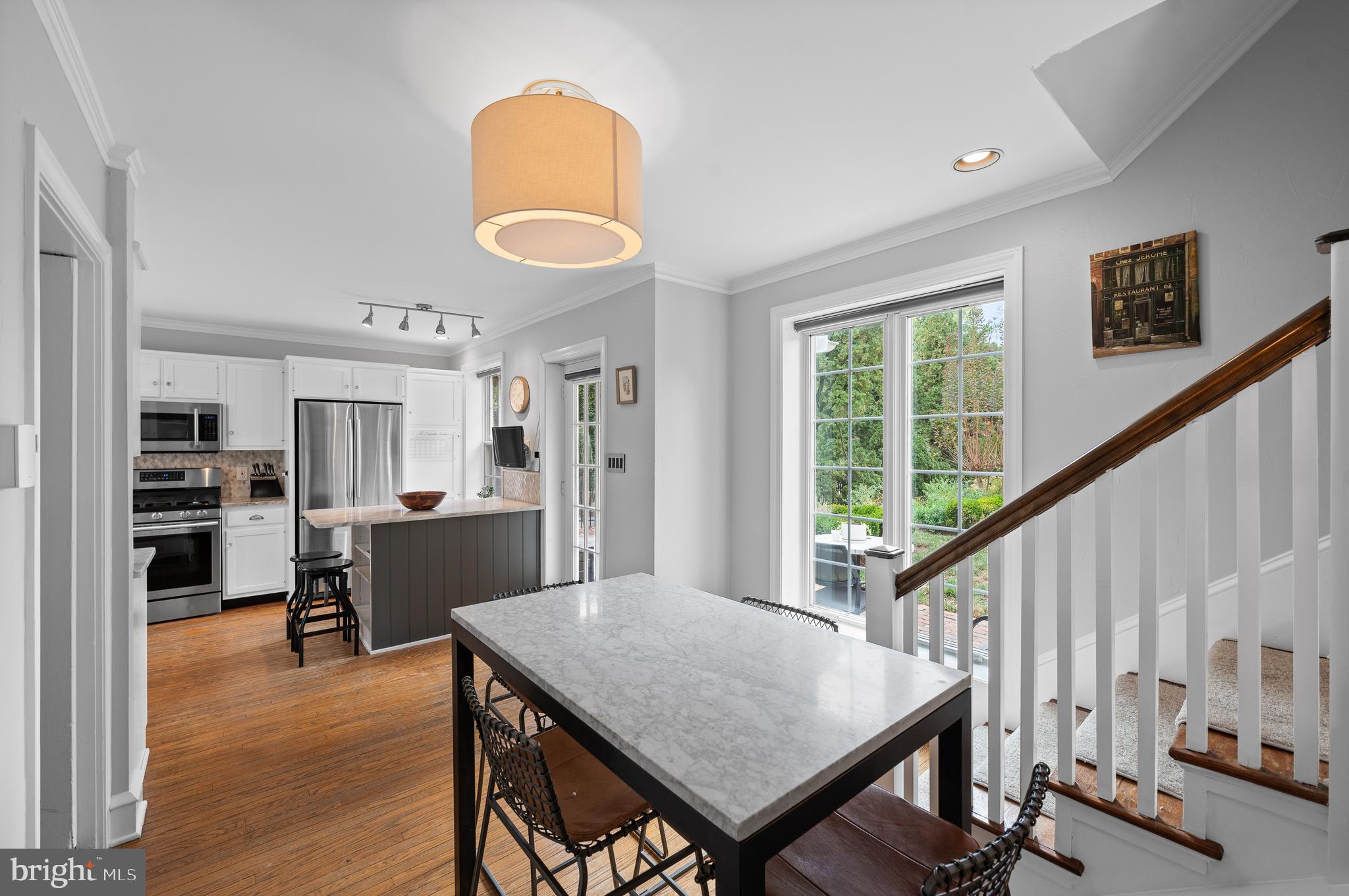 GREYTHORNE WOODS - Residential