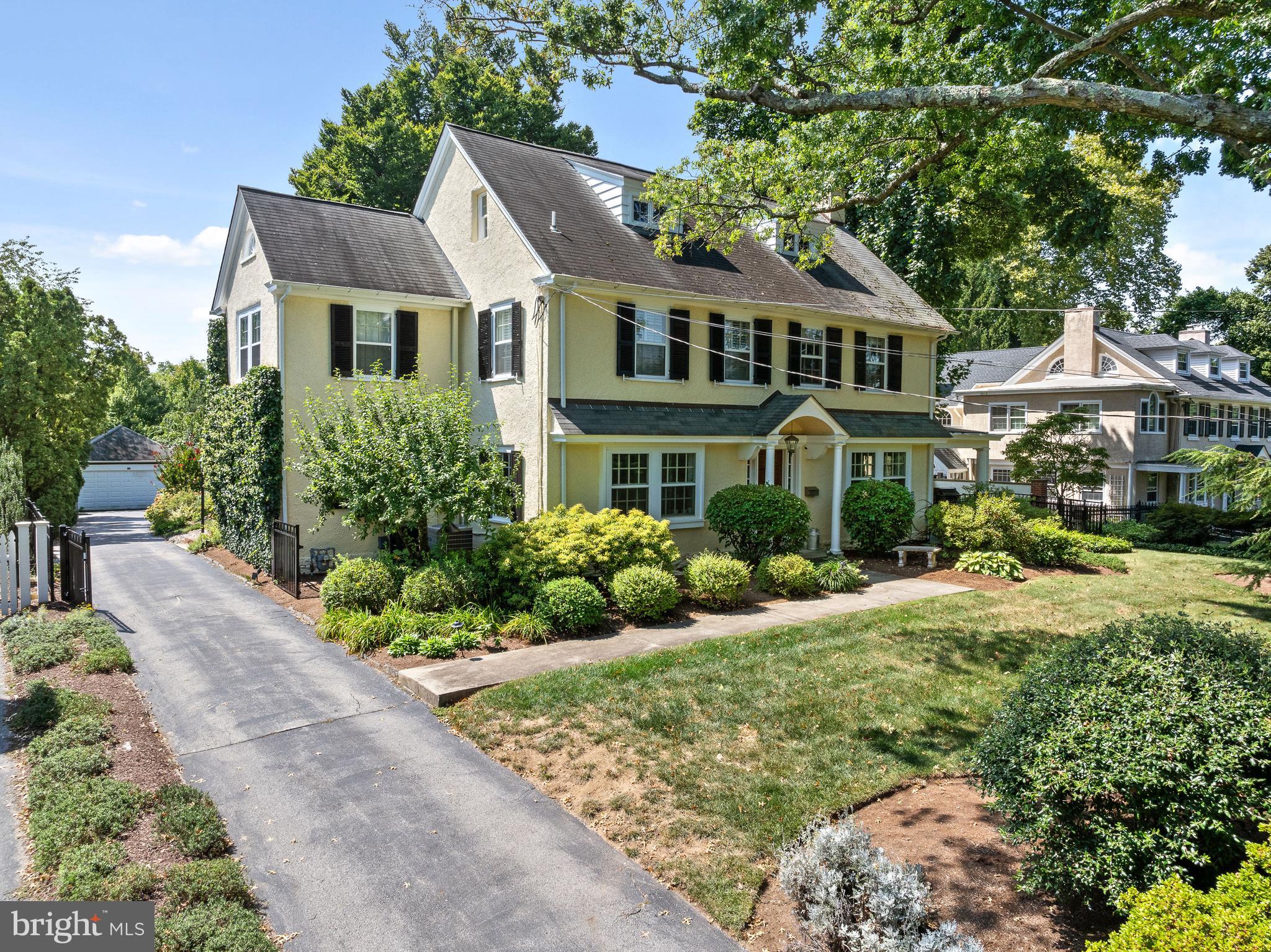 GREYTHORNE WOODS - Residential