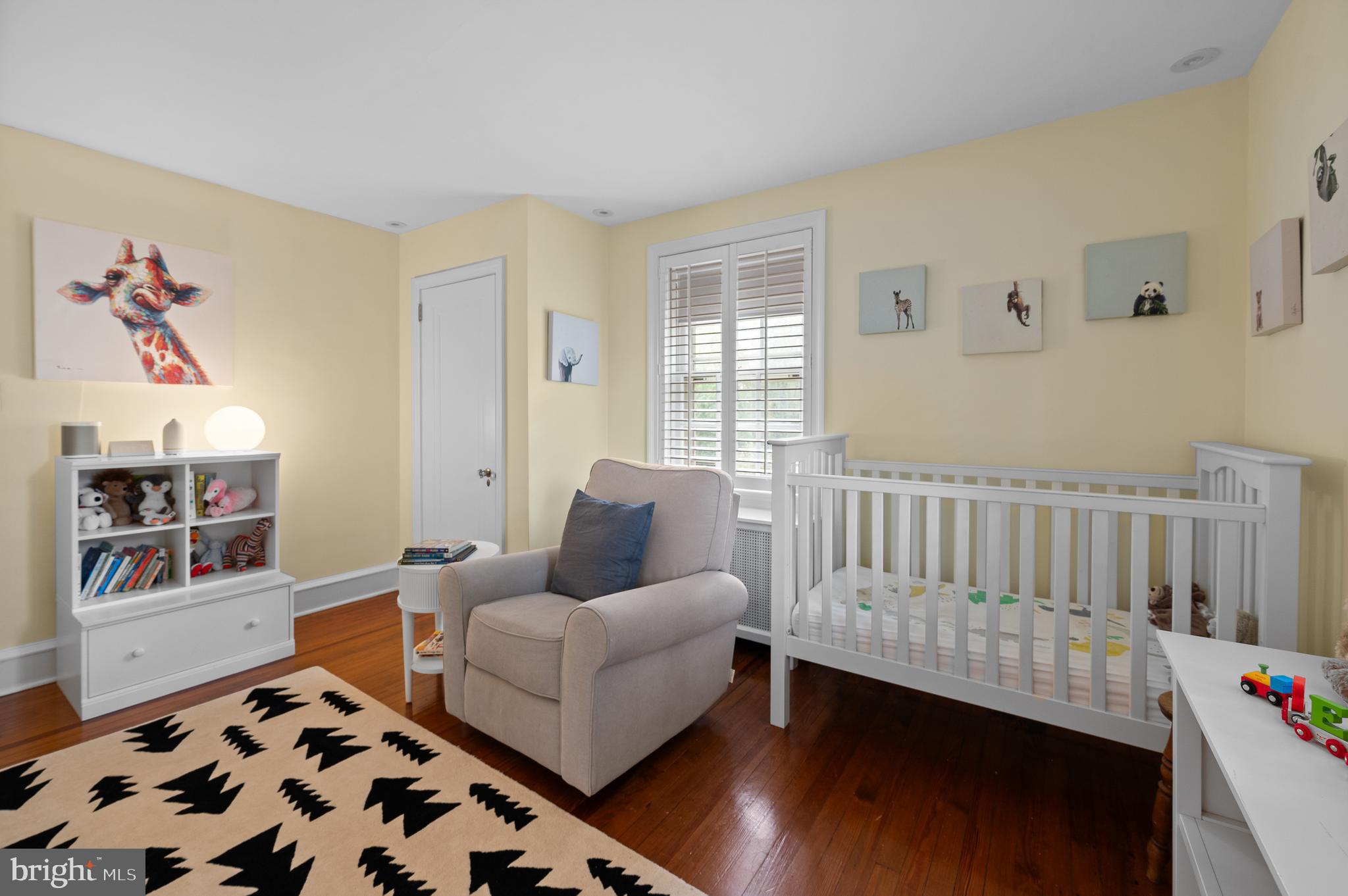 GREYTHORNE WOODS - Residential