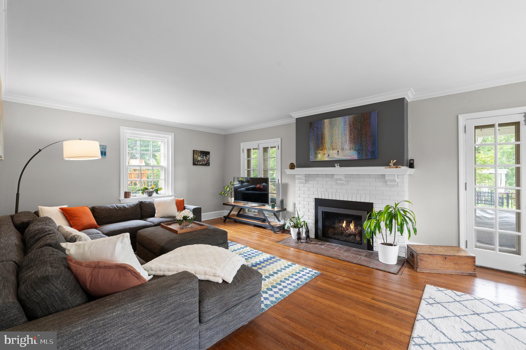 GREYTHORNE WOODS - Residential