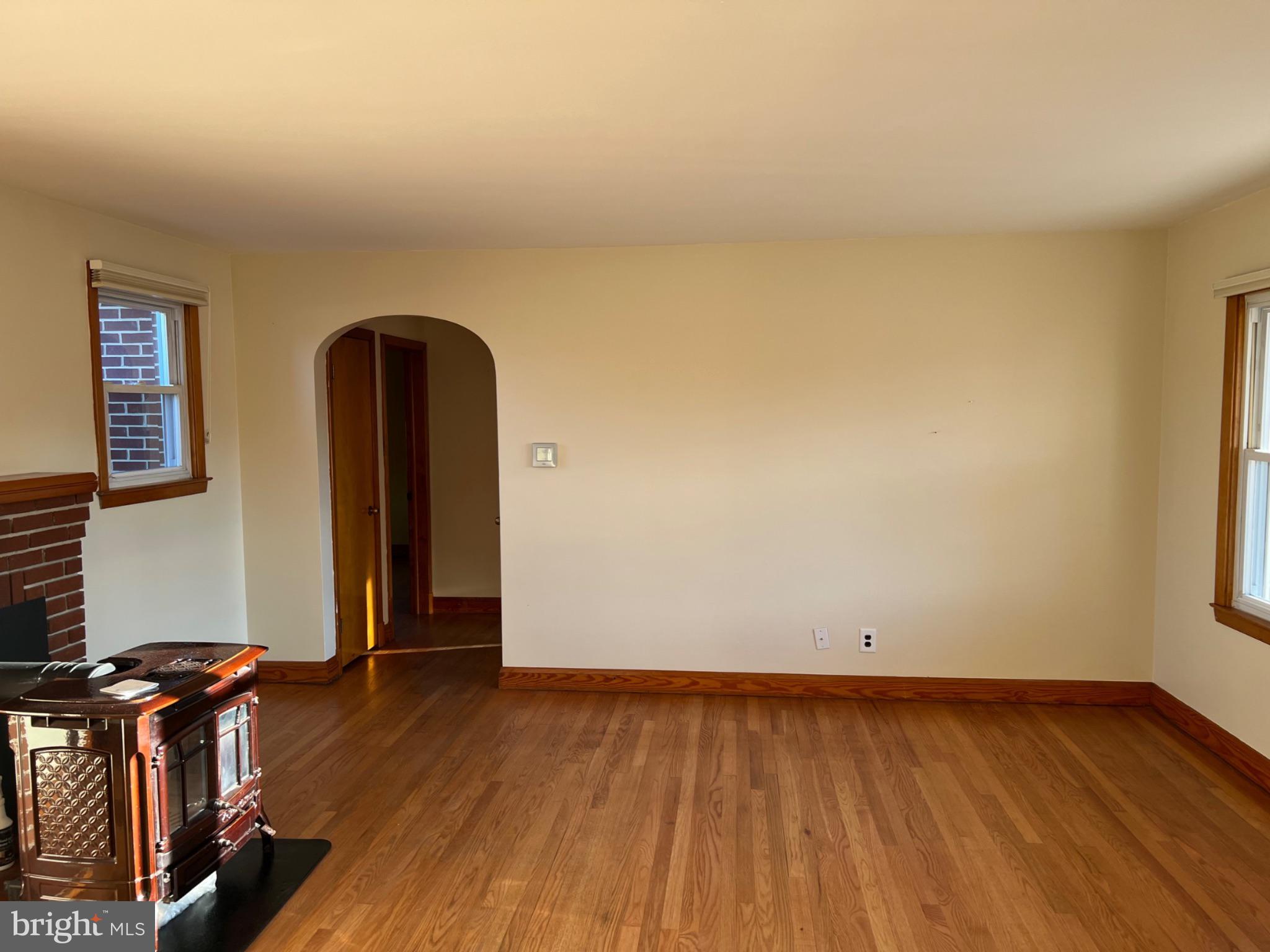 MIDDLE RIVER - Residential Lease