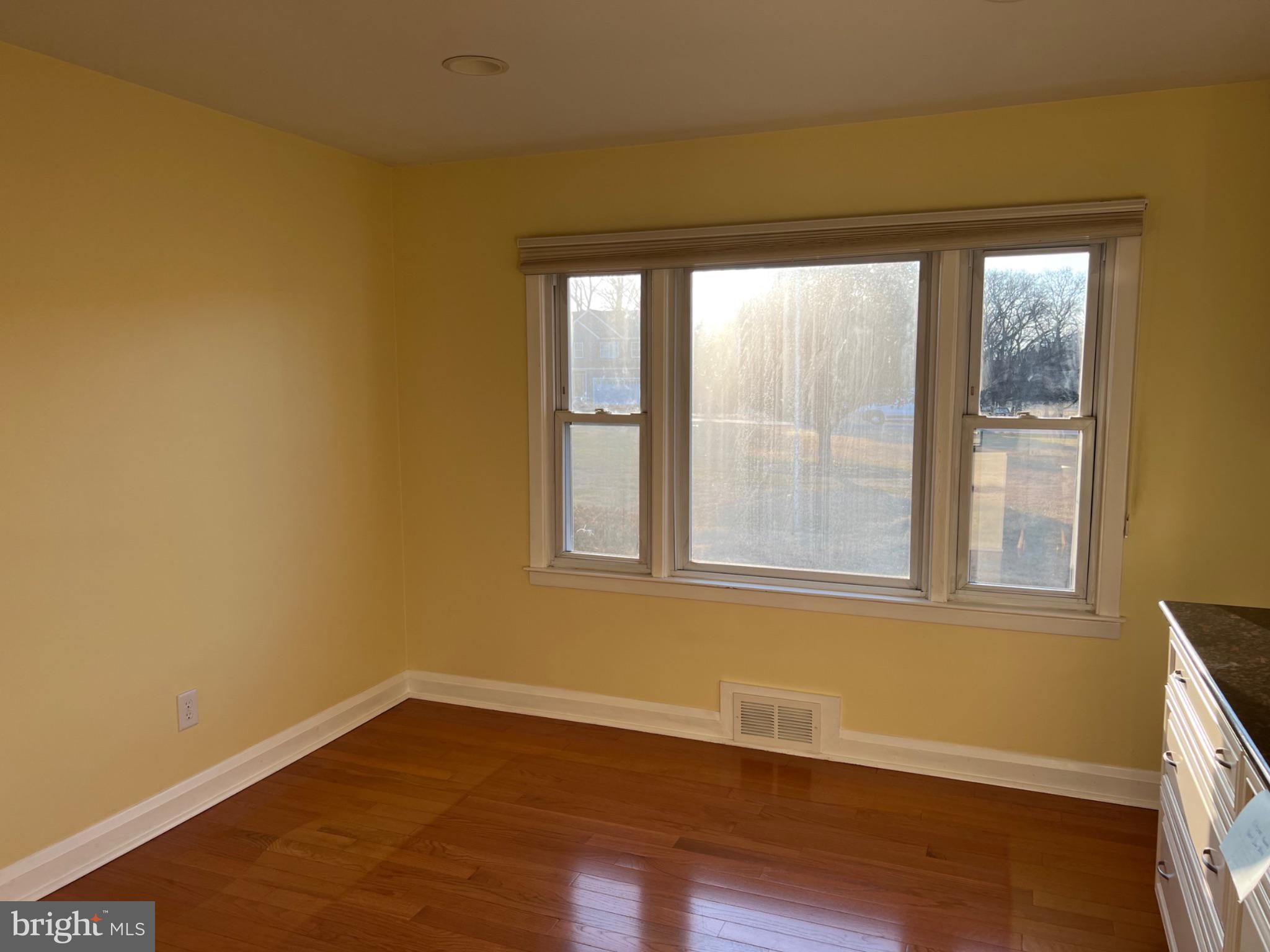 MIDDLE RIVER - Residential Lease