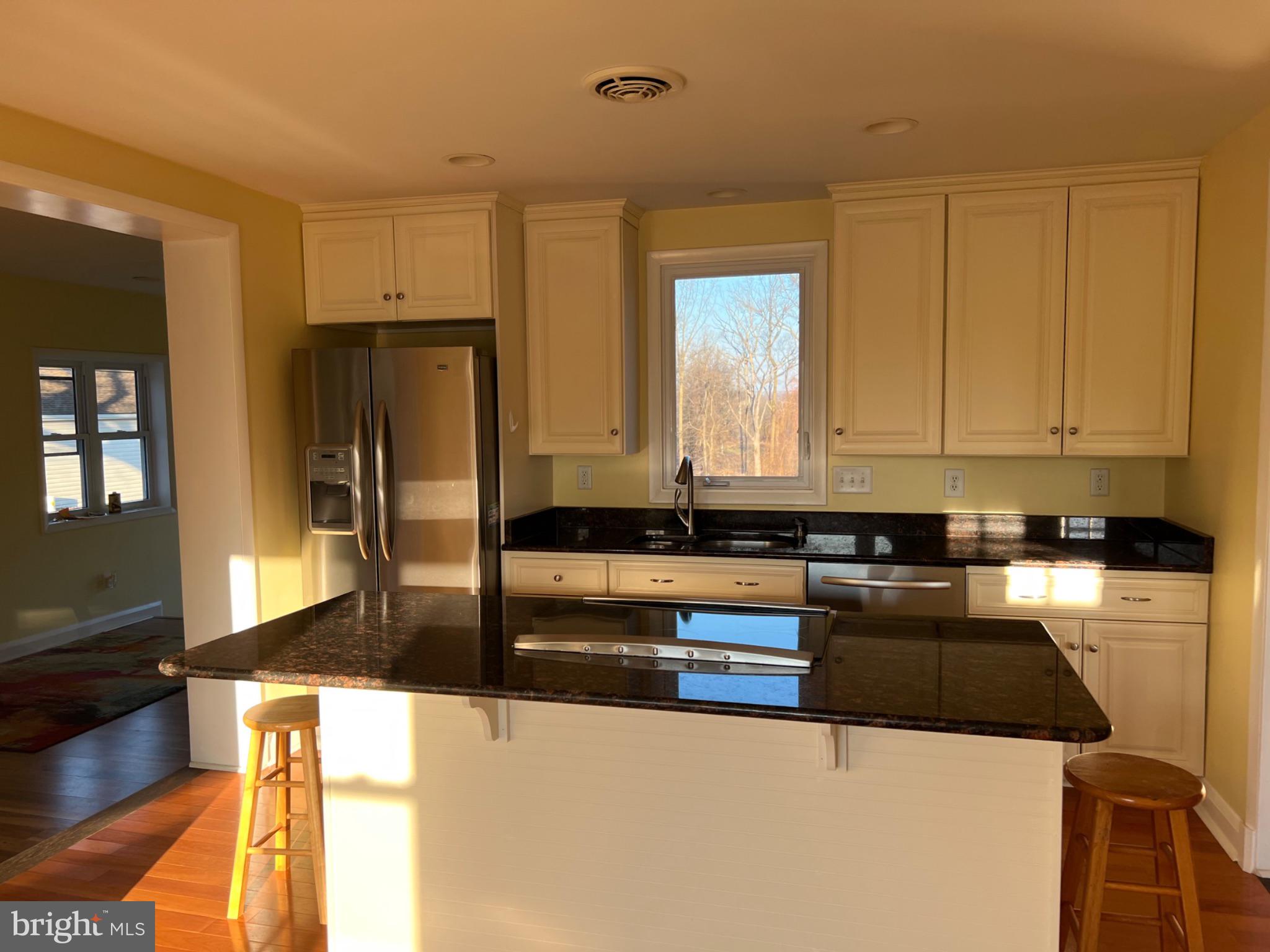 MIDDLE RIVER - Residential Lease