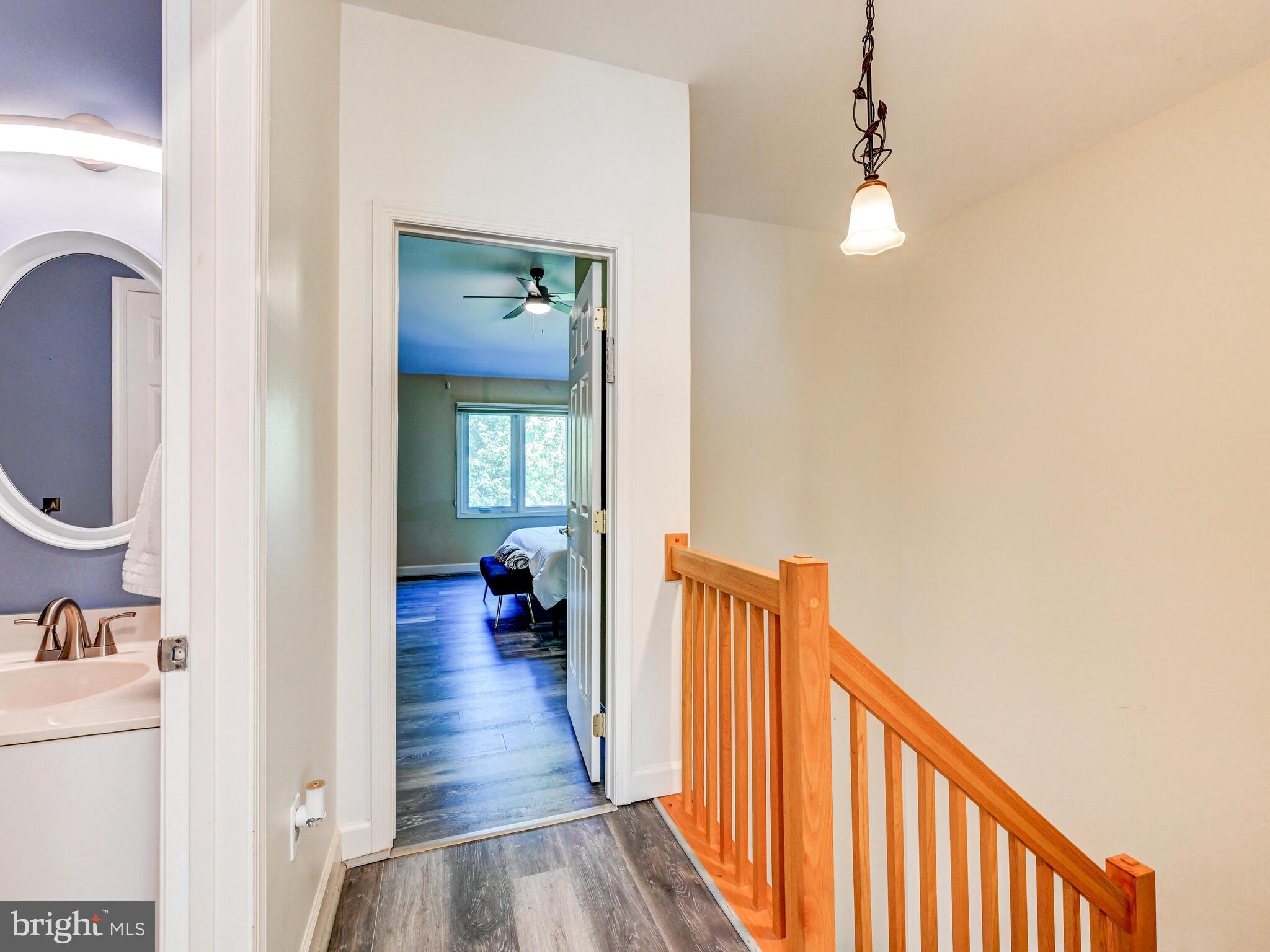 SUMMIT CHASE - Residential