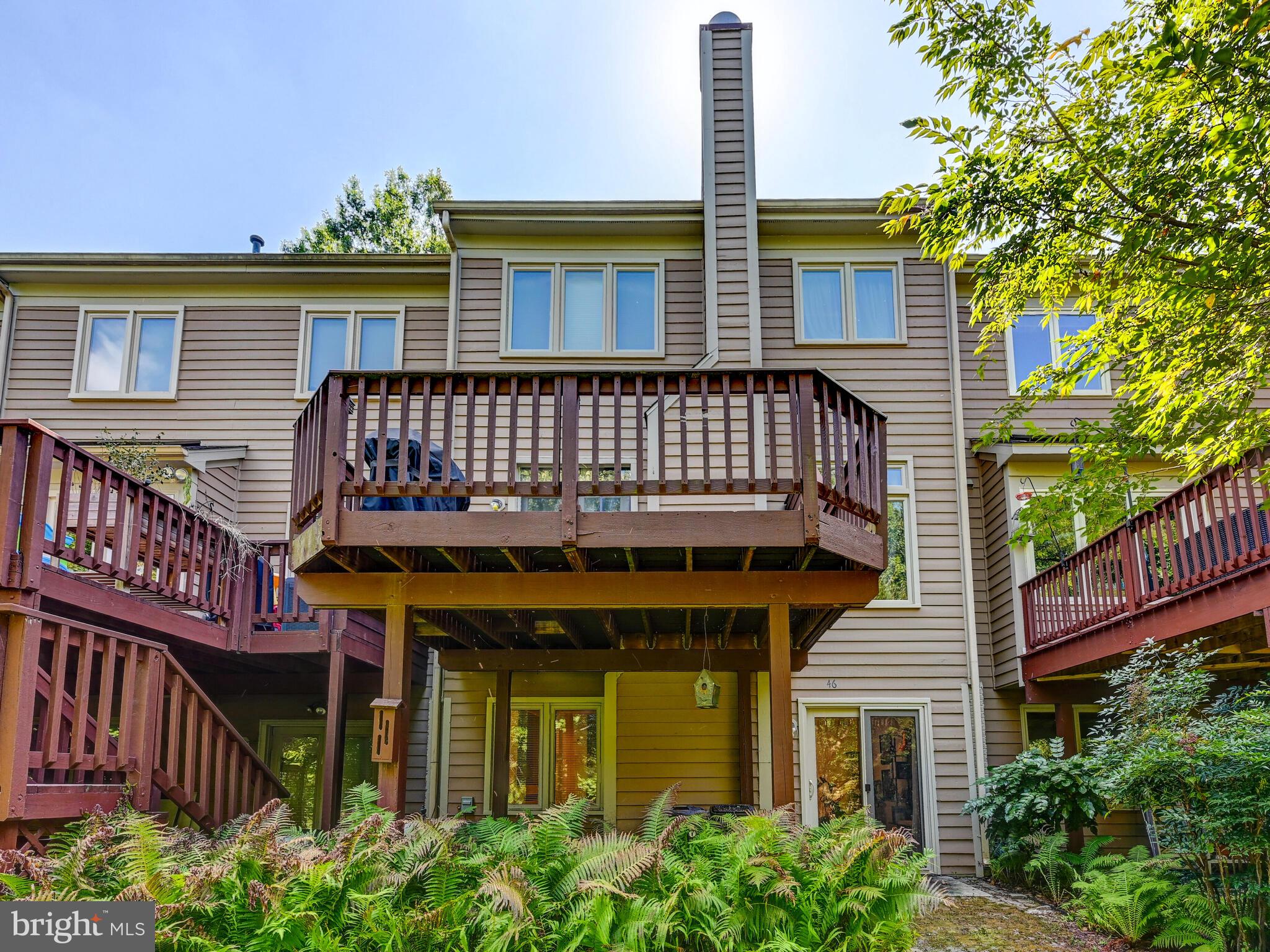 SUMMIT CHASE - Residential