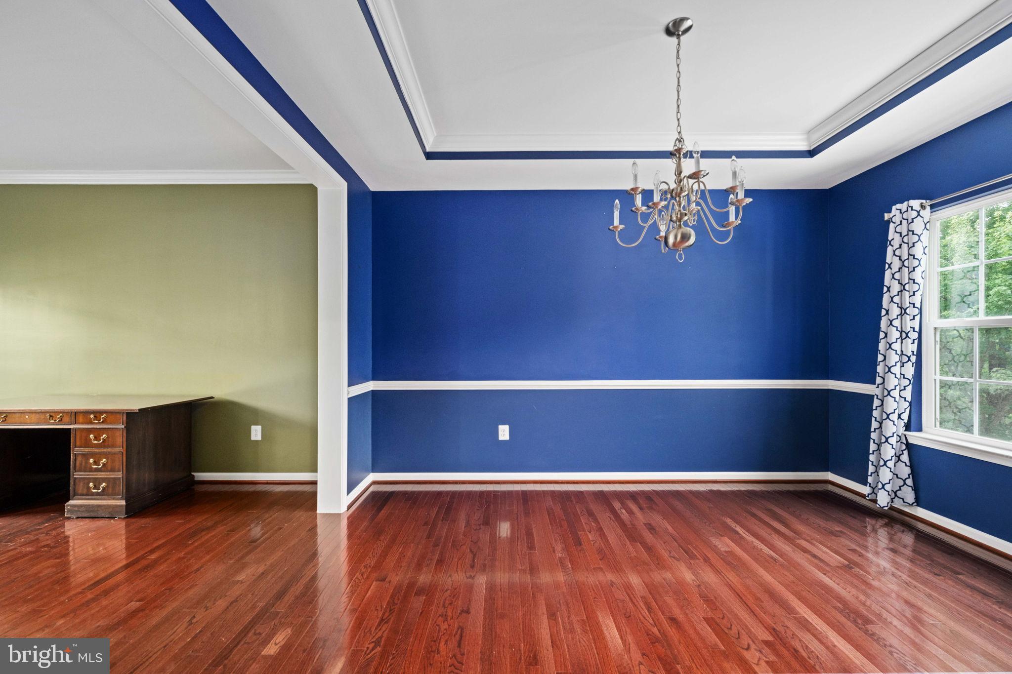 ESTATES AT LEE'S PARKE - Residential