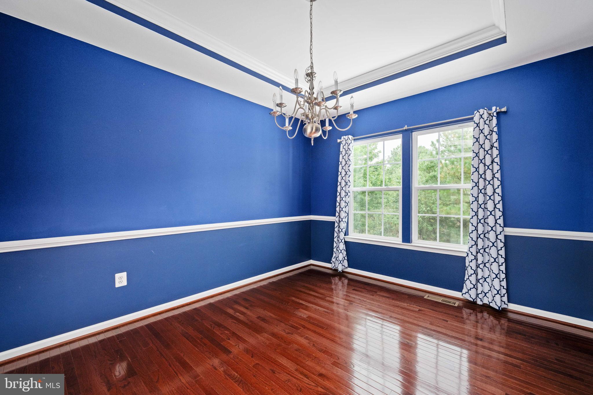 ESTATES AT LEE'S PARKE - Residential