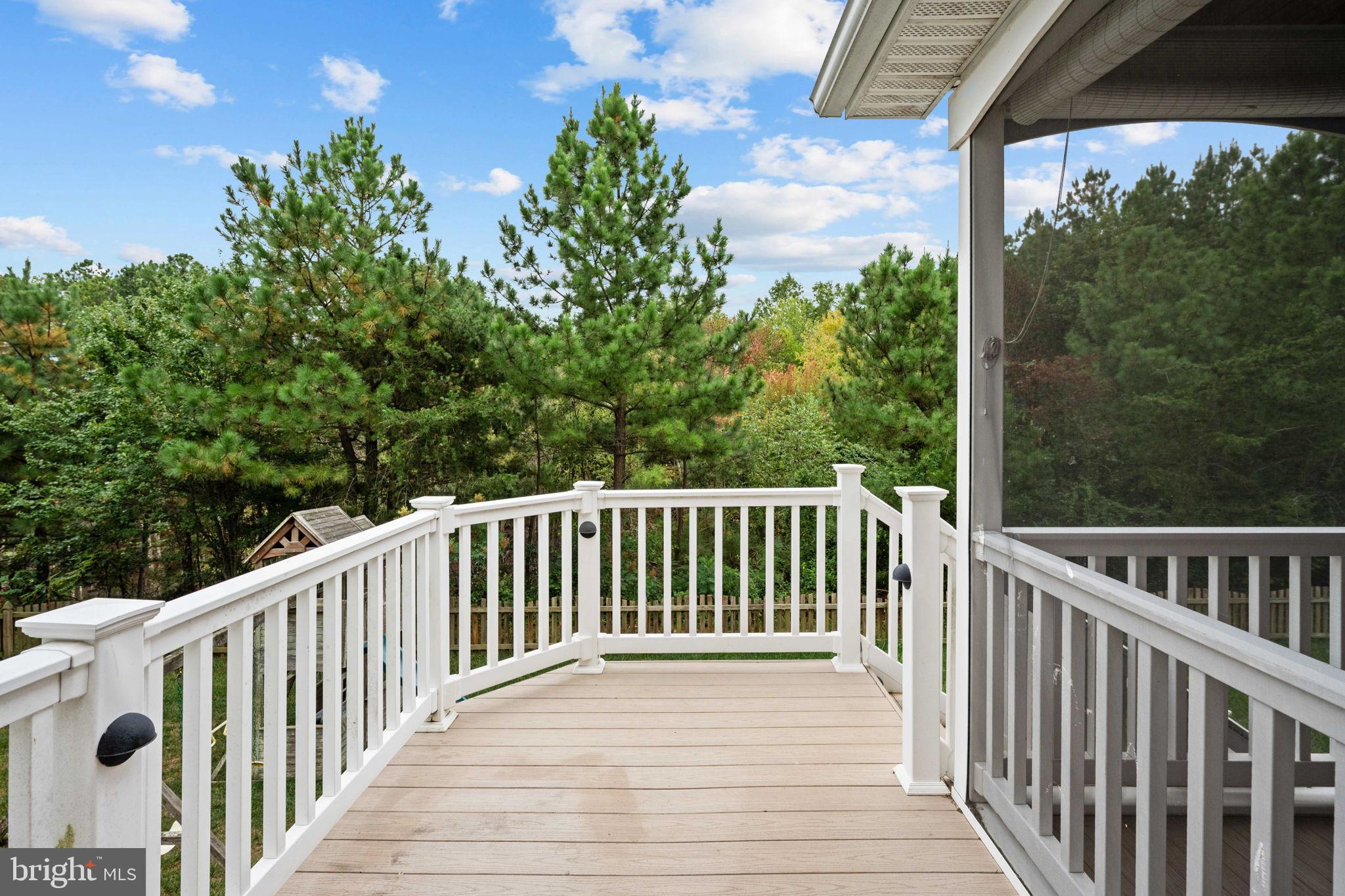 ESTATES AT LEE'S PARKE - Residential