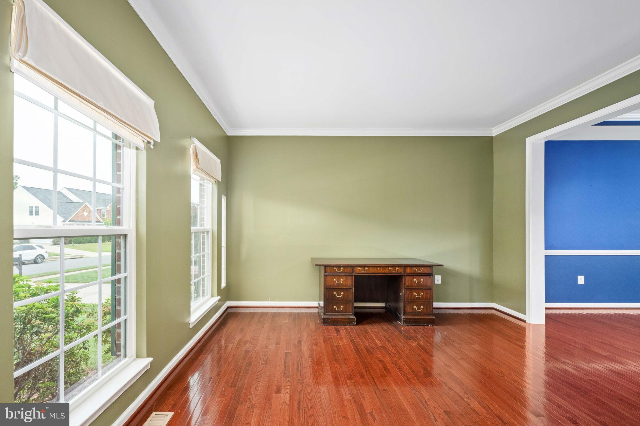 ESTATES AT LEE'S PARKE - Residential