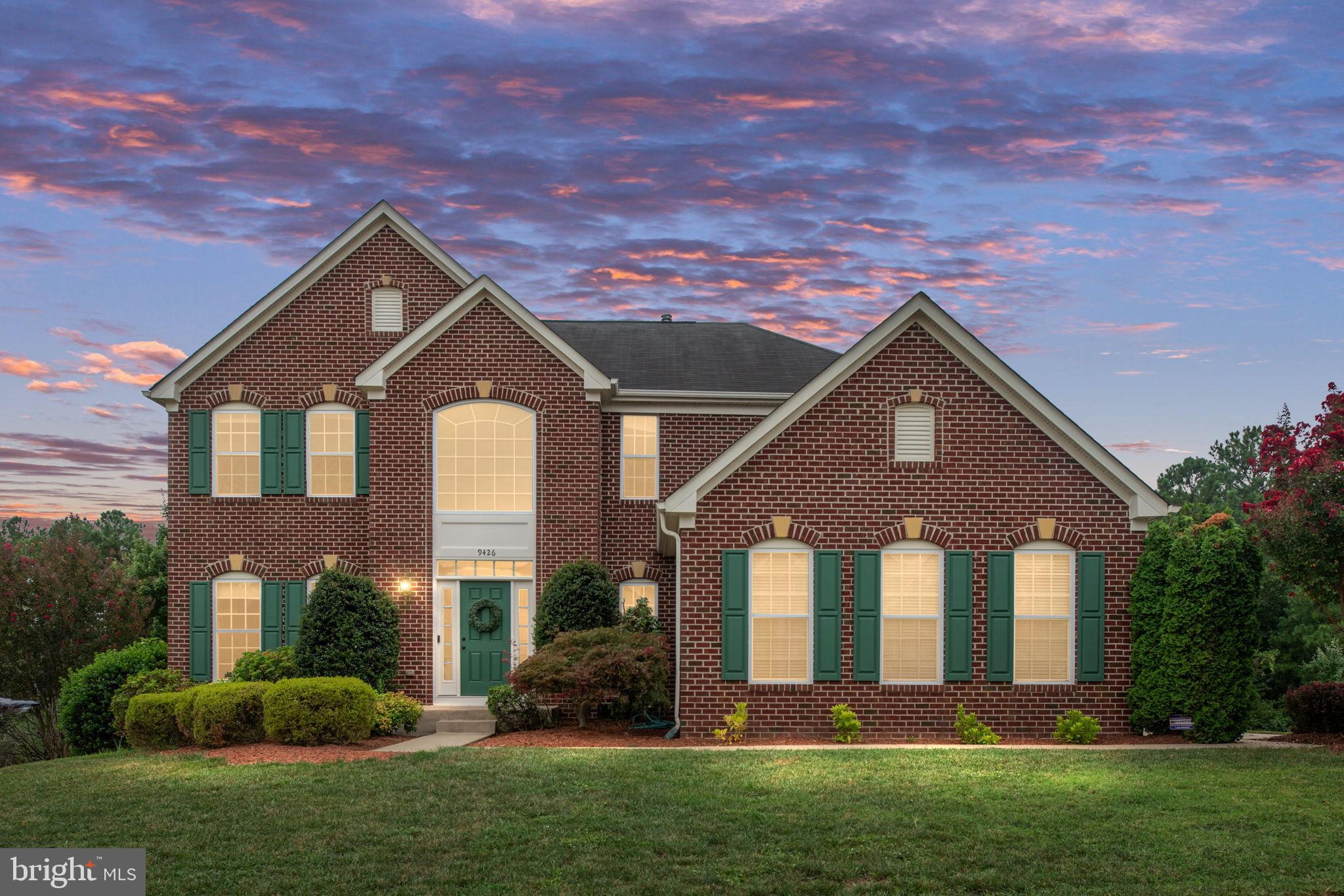 ESTATES AT LEE'S PARKE - Residential