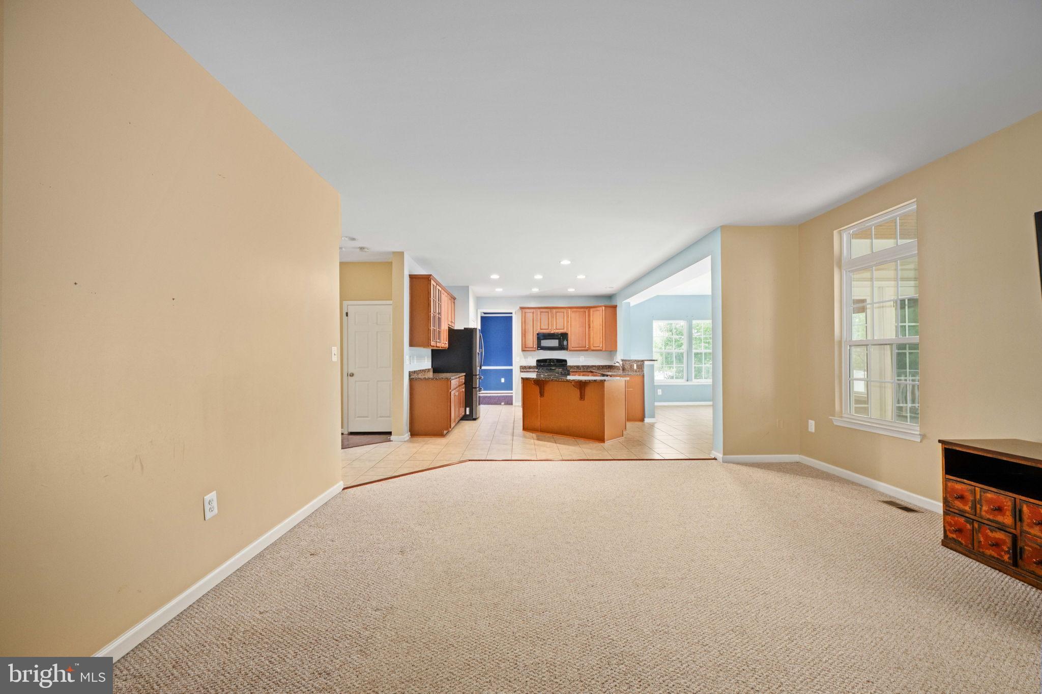 ESTATES AT LEE'S PARKE - Residential