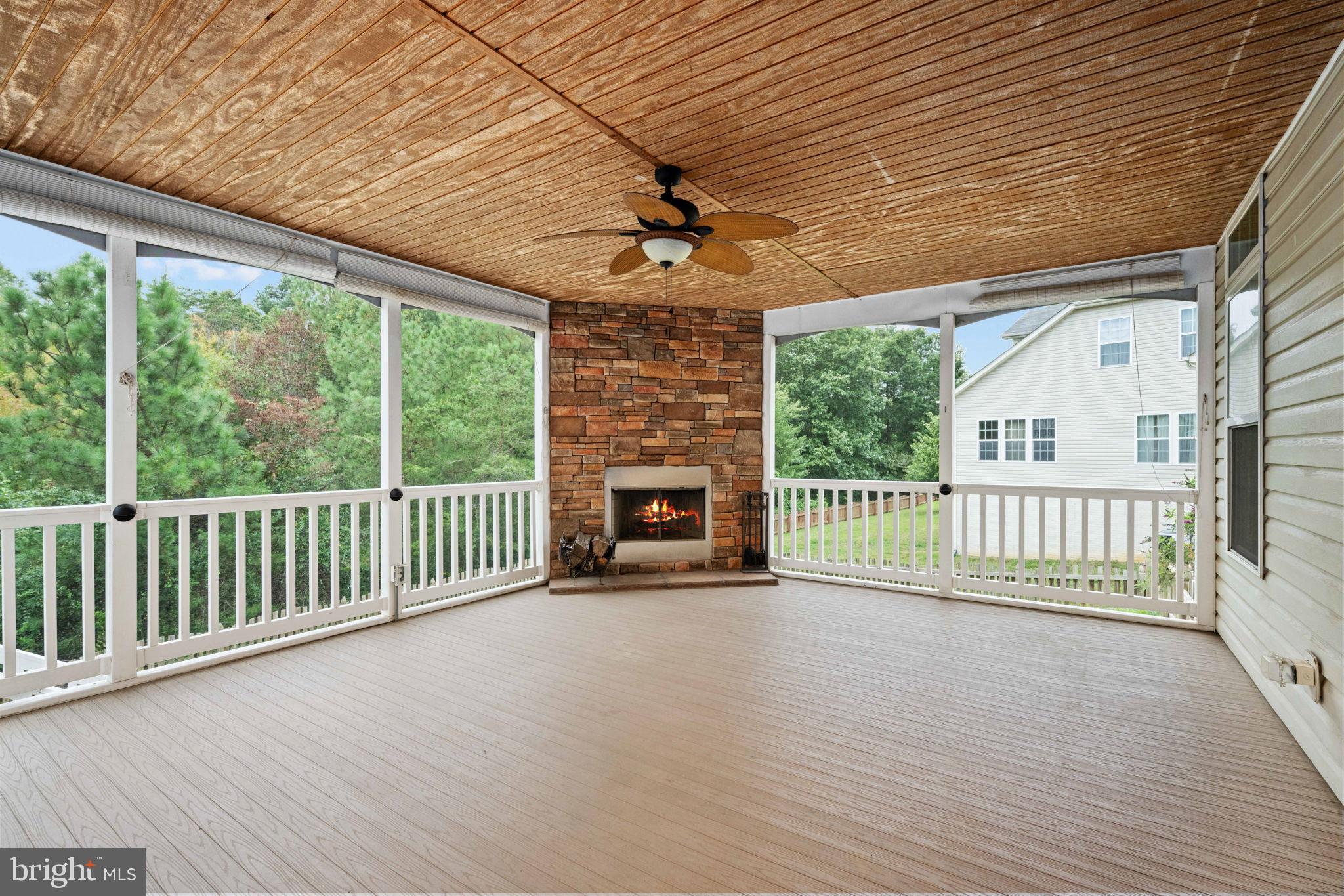 ESTATES AT LEE'S PARKE - Residential