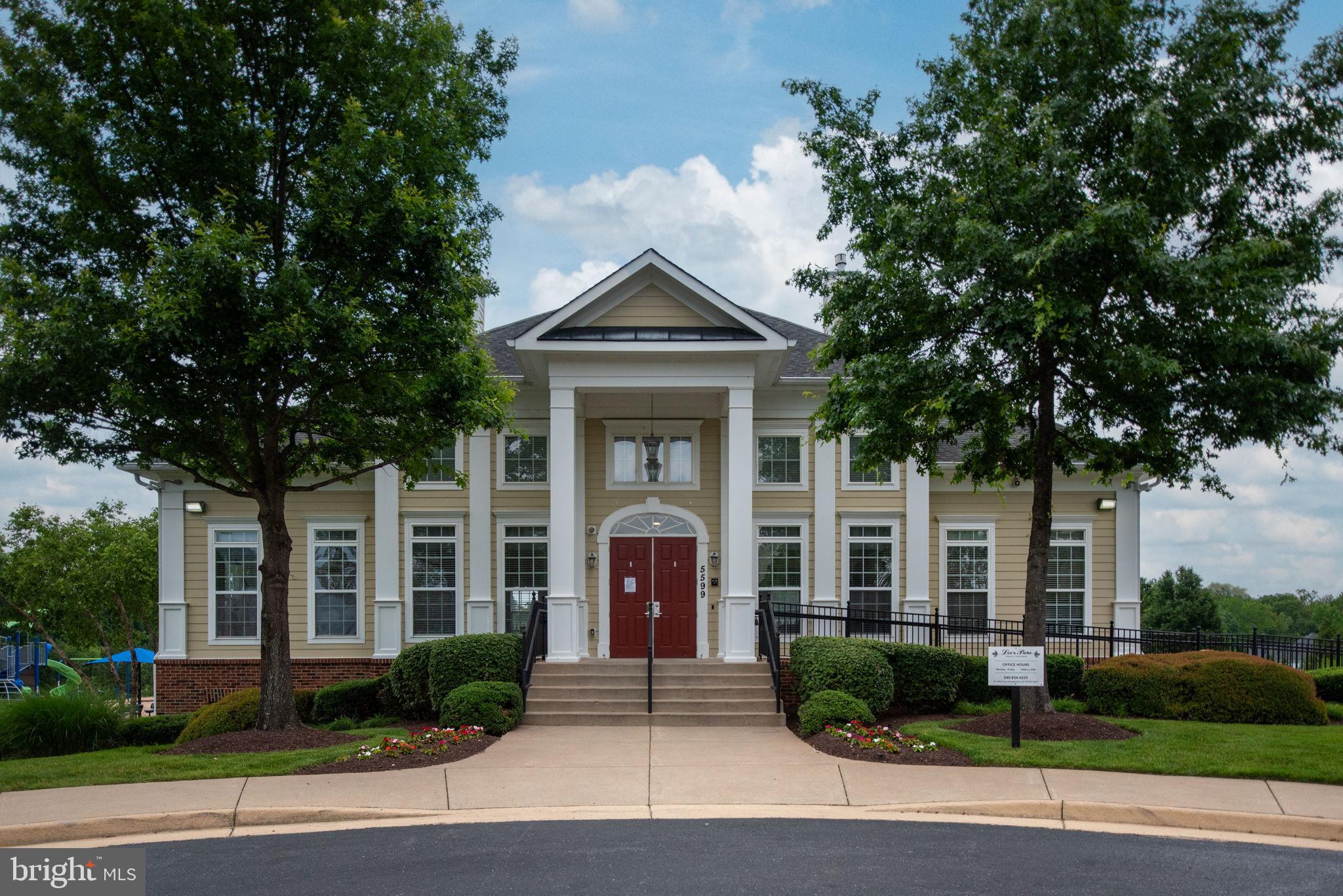 ESTATES AT LEE'S PARKE - Residential