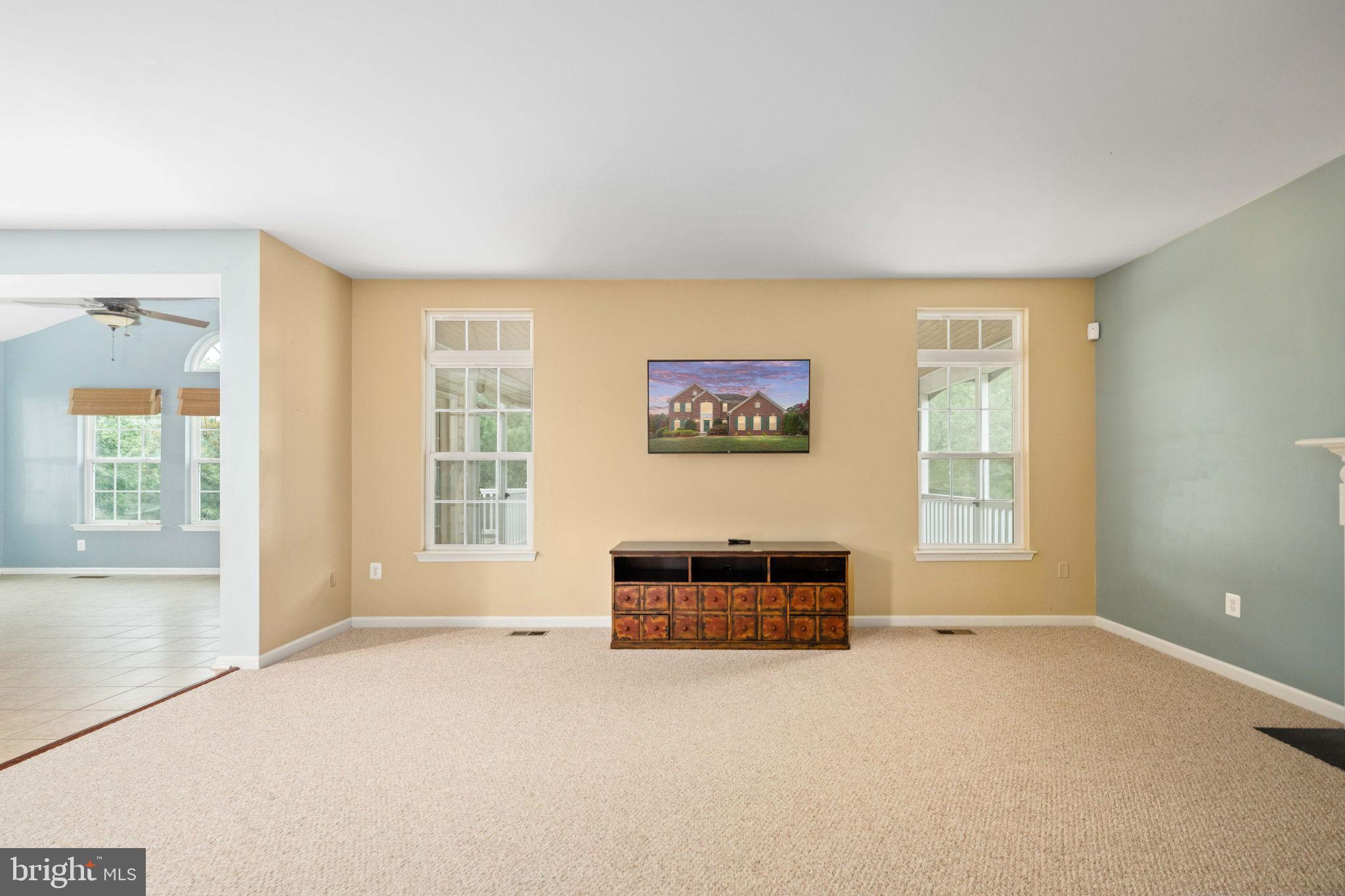 ESTATES AT LEE'S PARKE - Residential