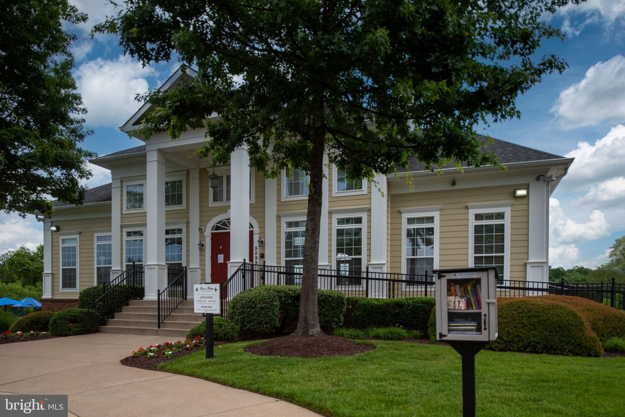 ESTATES AT LEE'S PARKE - Residential