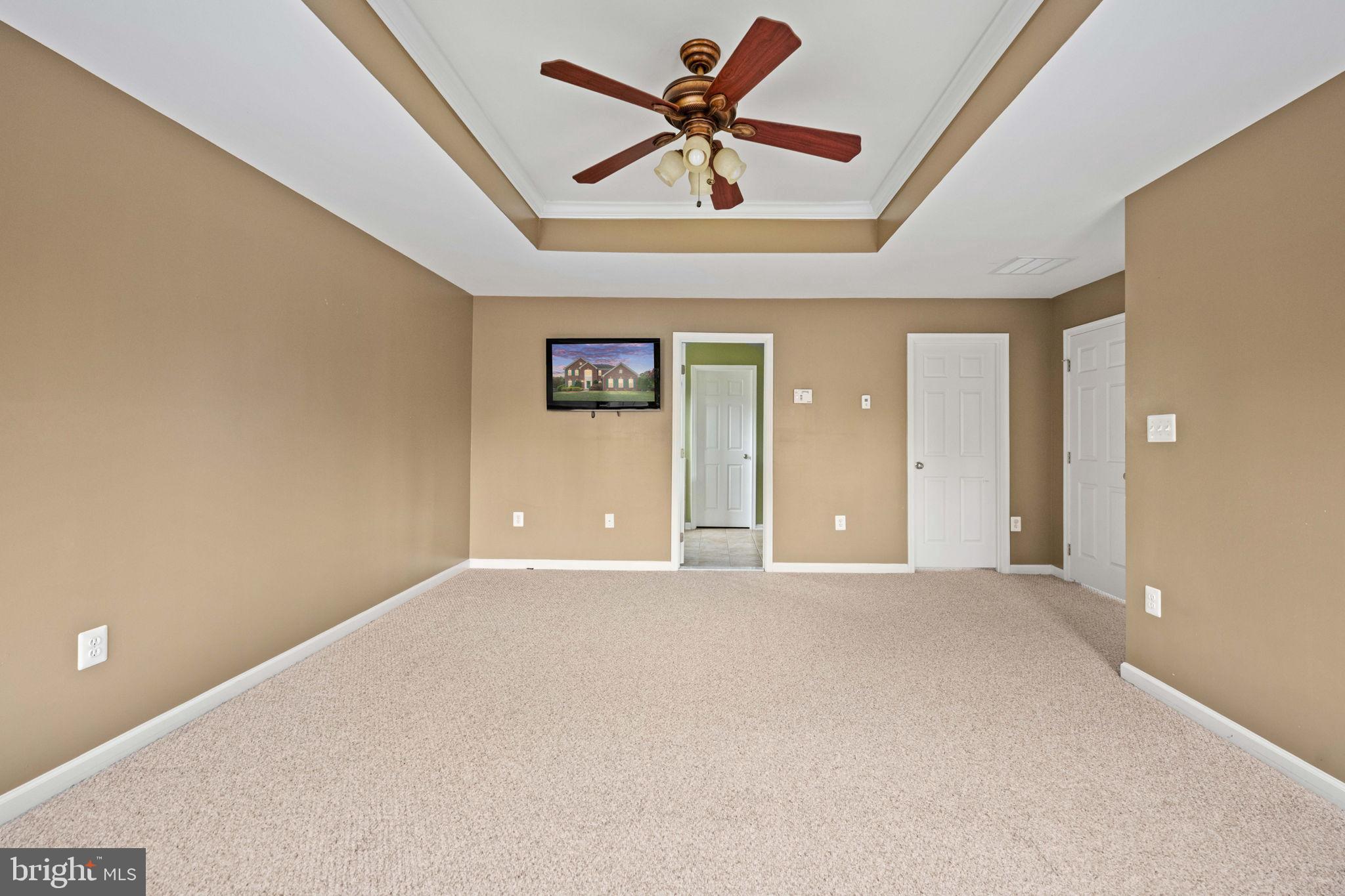 ESTATES AT LEE'S PARKE - Residential