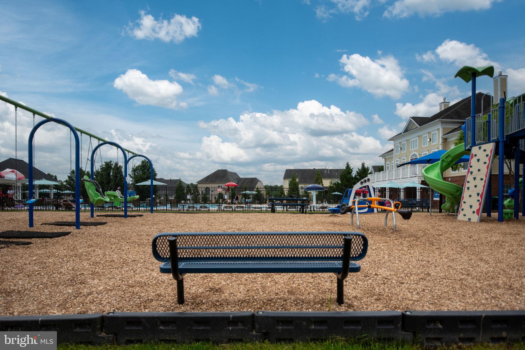 ESTATES AT LEE'S PARKE - Residential