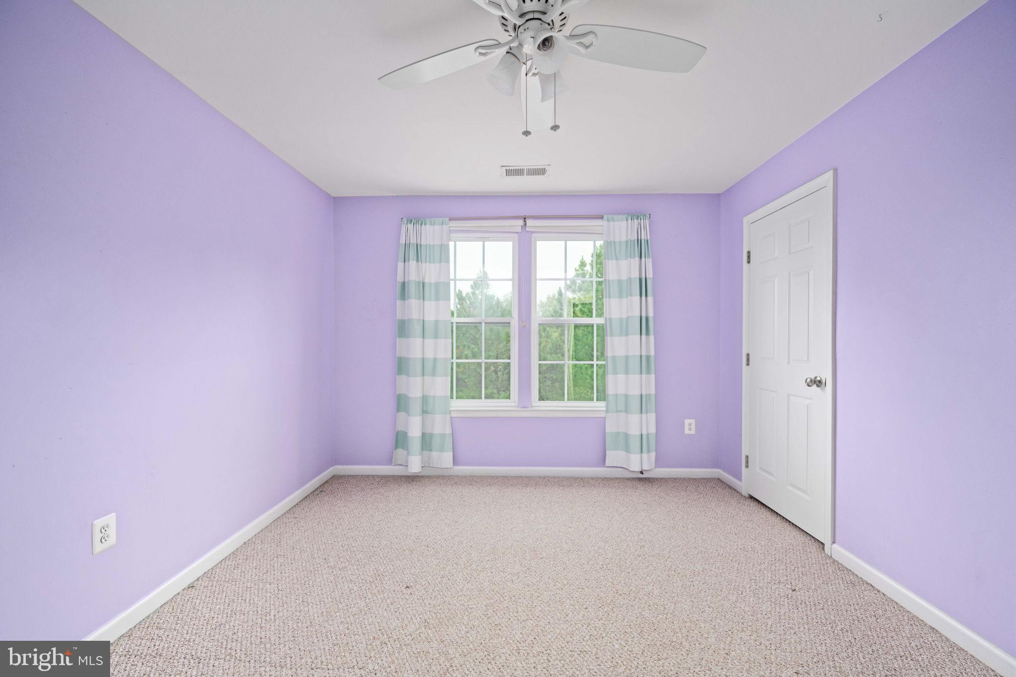 ESTATES AT LEE'S PARKE - Residential