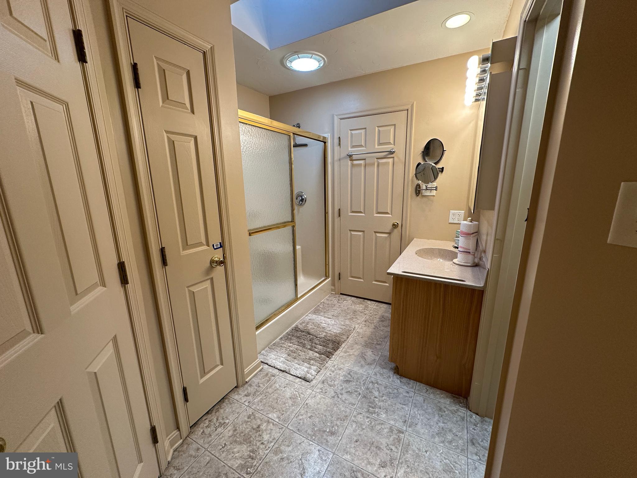 WOODCREST - Residential