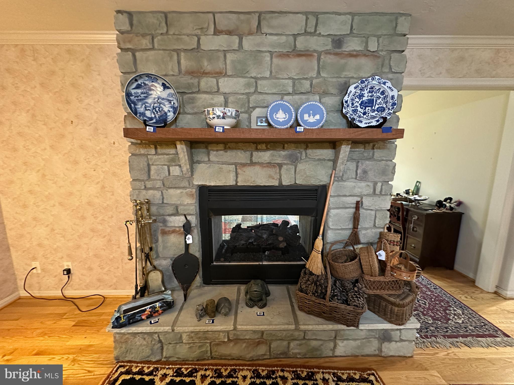 WOODCREST - Residential