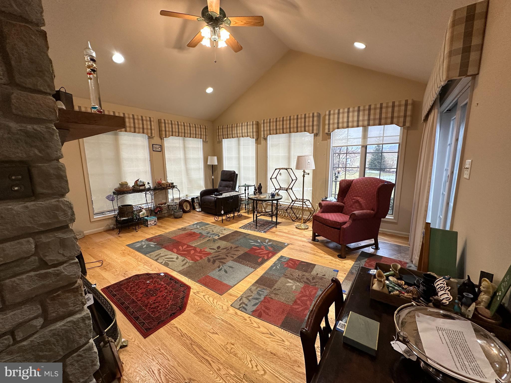 WOODCREST - Residential