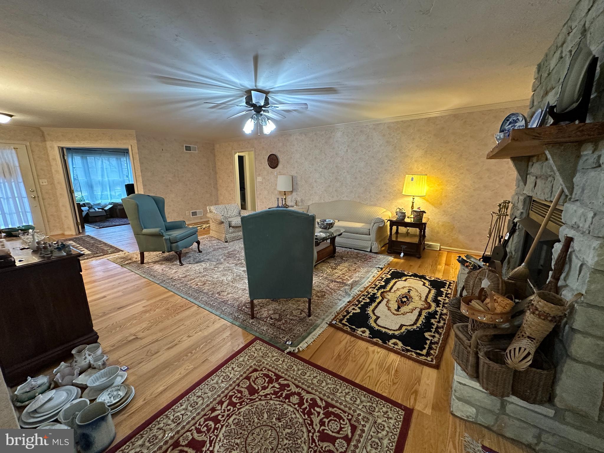 WOODCREST - Residential