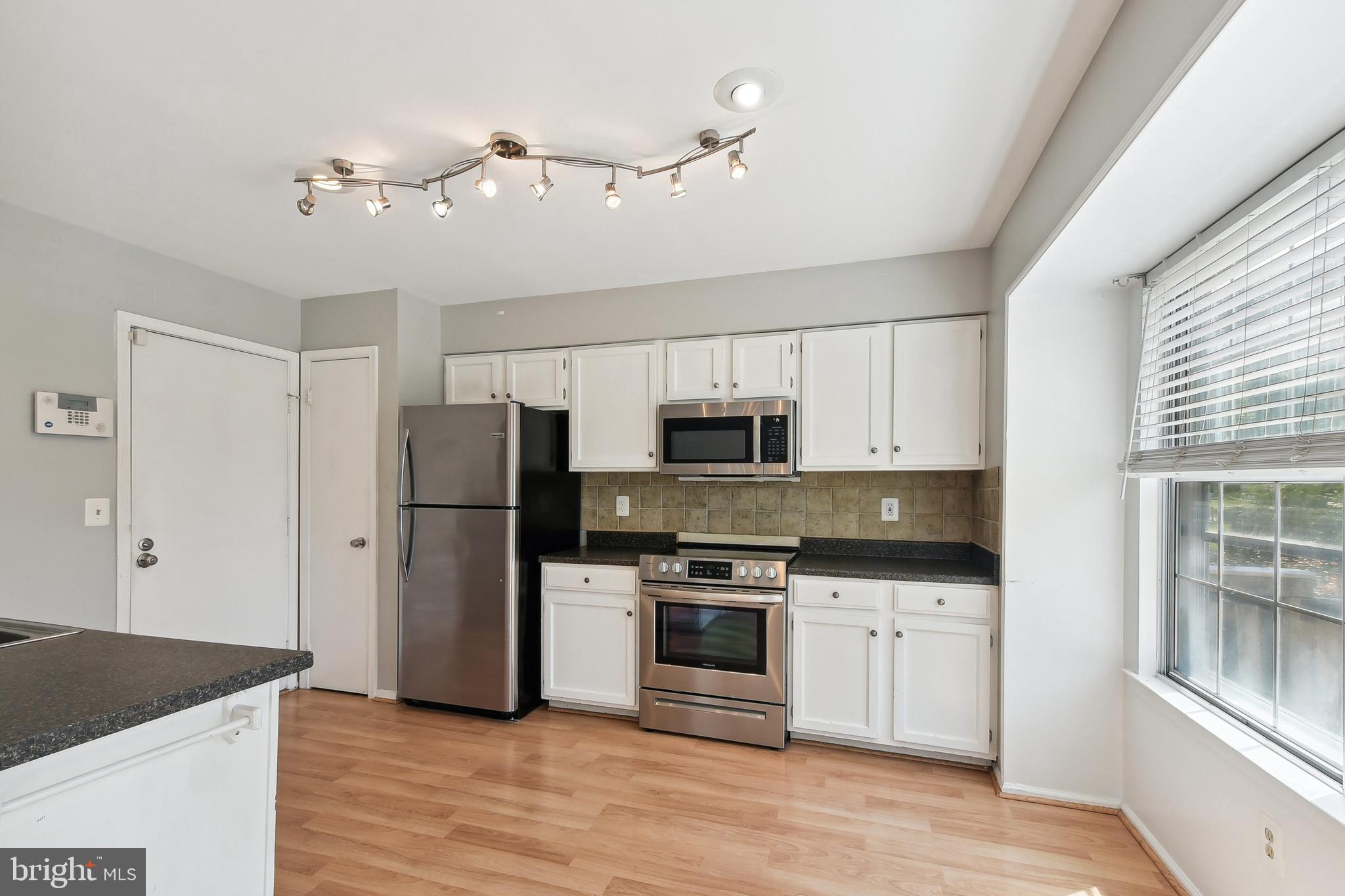 COUNTRYSIDE - Residential Lease