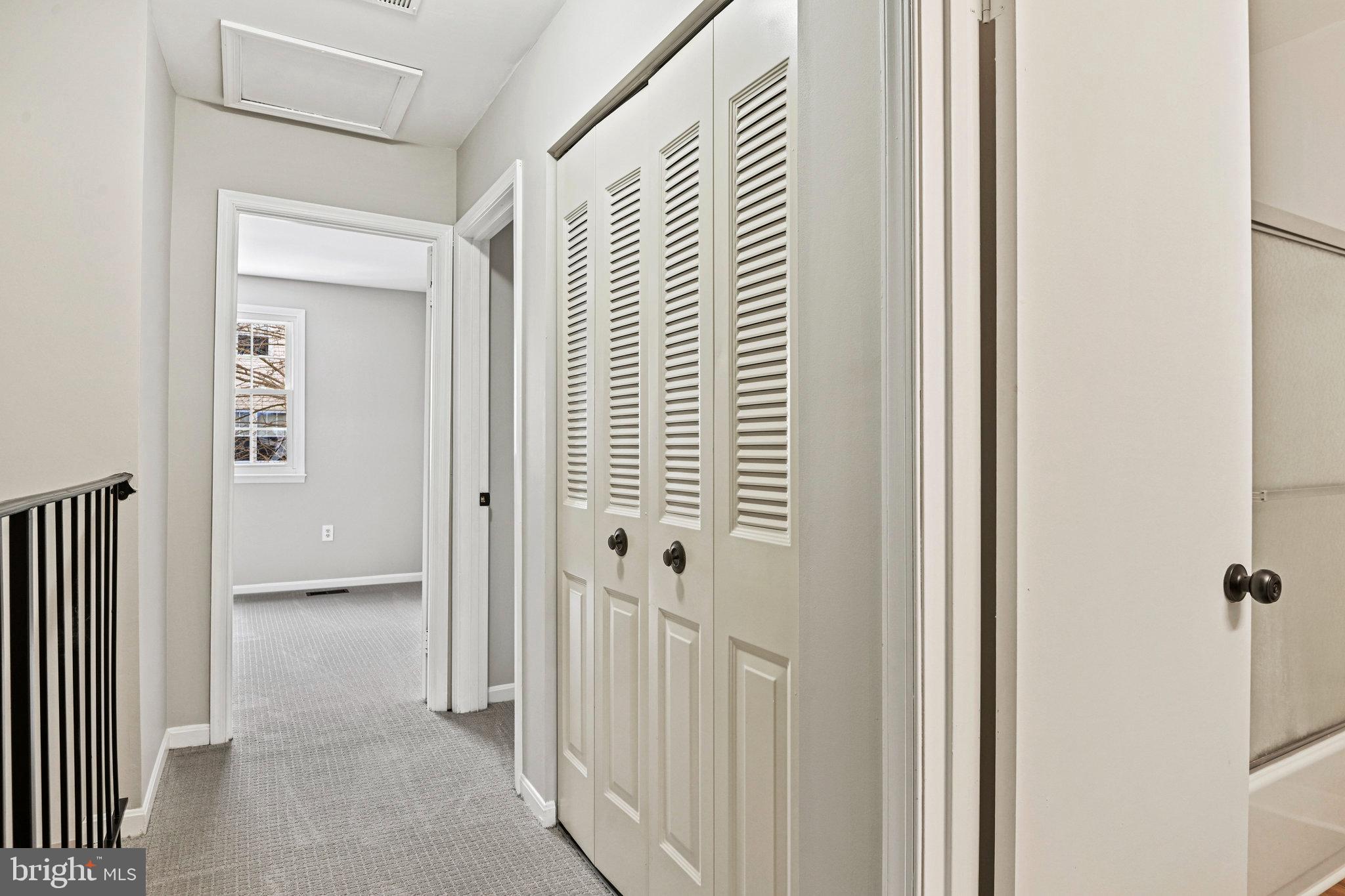 LAKEPOINTE - Residential