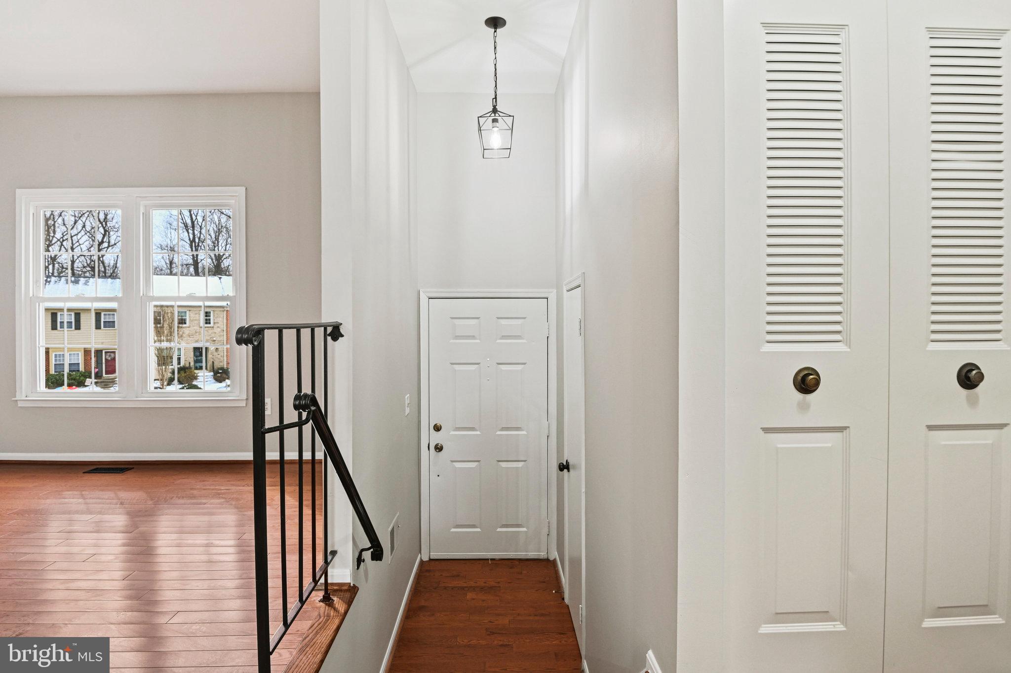 LAKEPOINTE - Residential