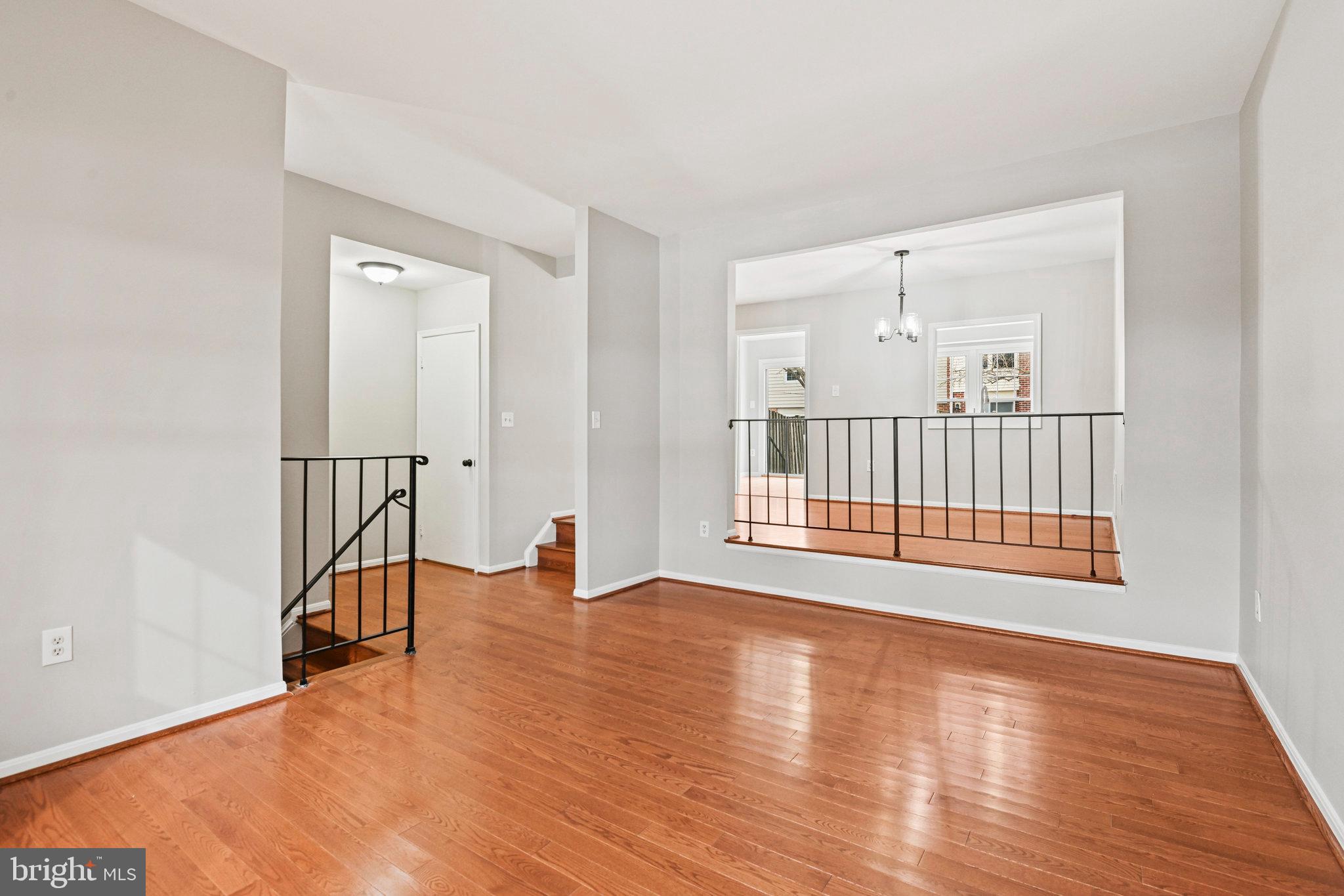 LAKEPOINTE - Residential