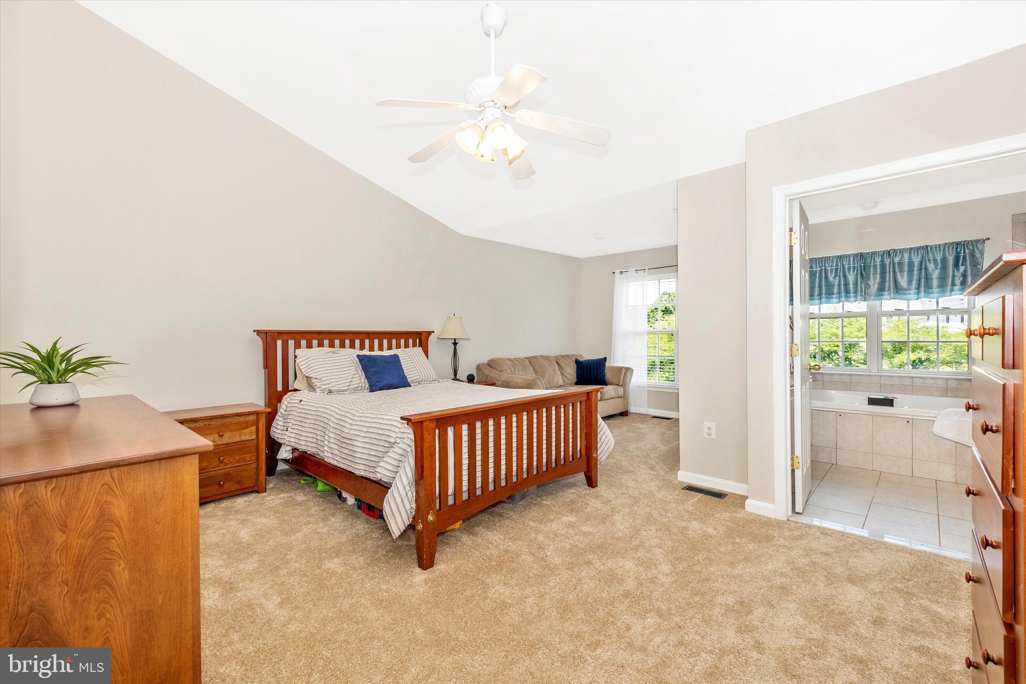 WELLINGTON TRACE - Residential