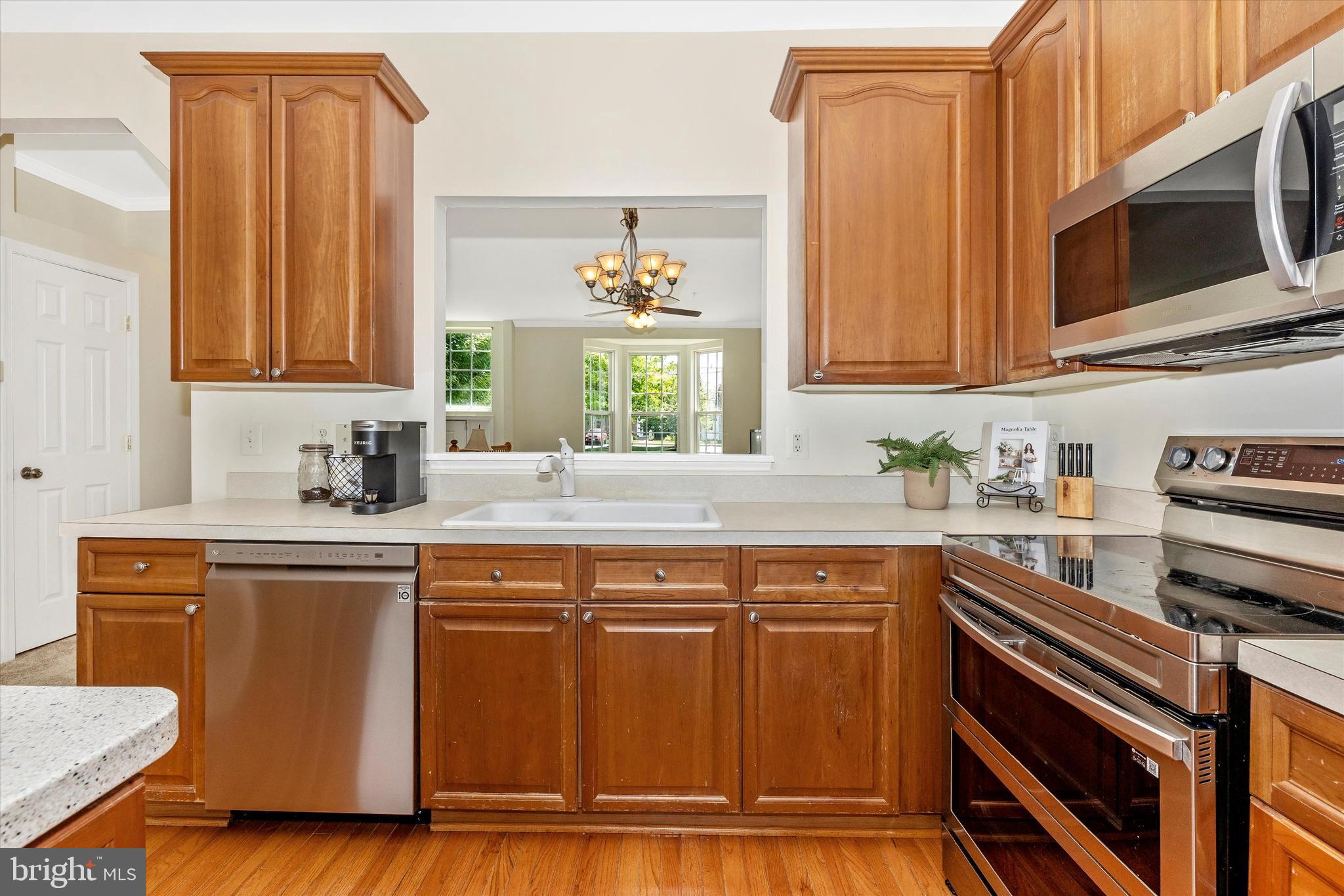 WELLINGTON TRACE - Residential