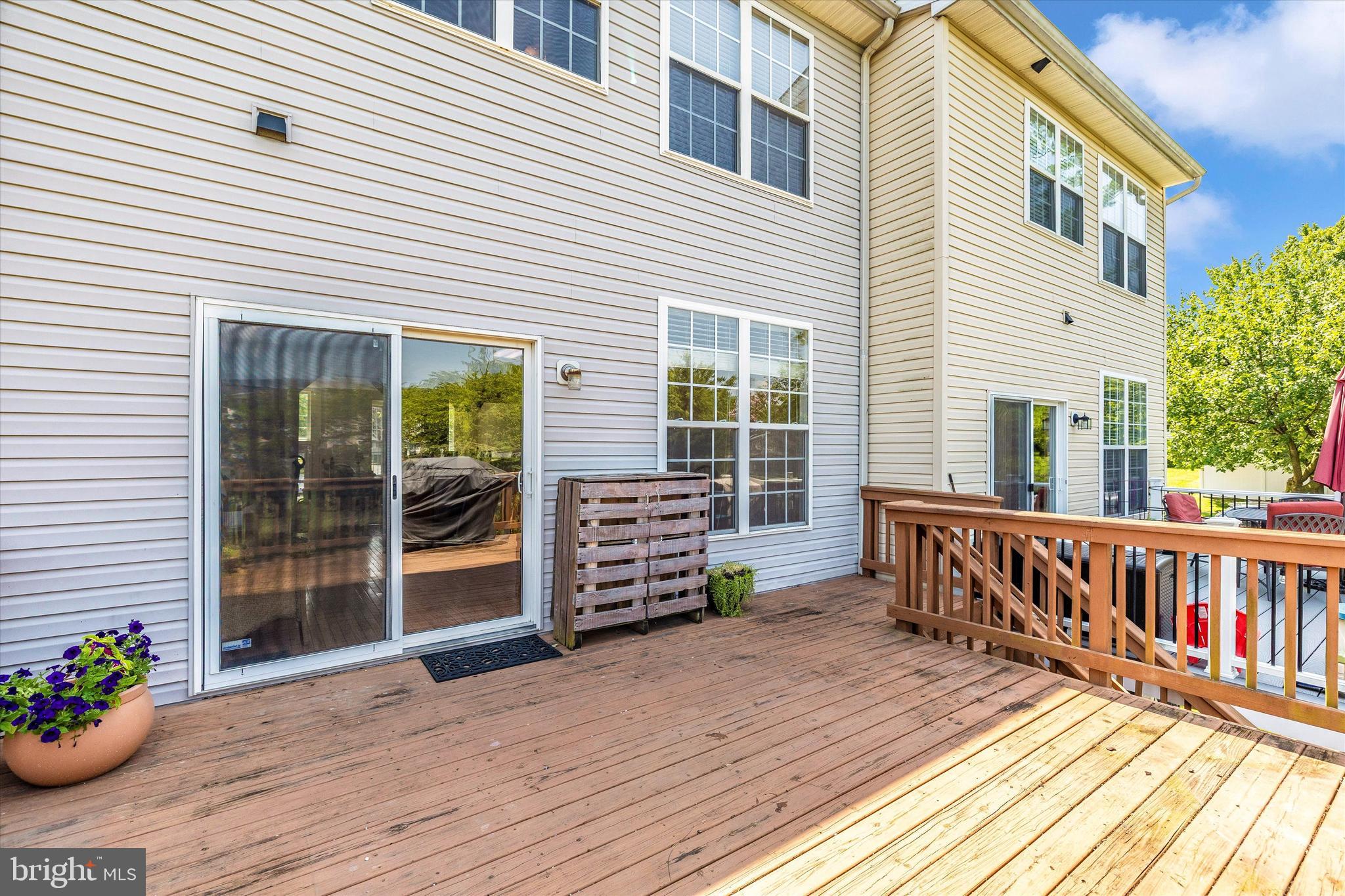 WELLINGTON TRACE - Residential