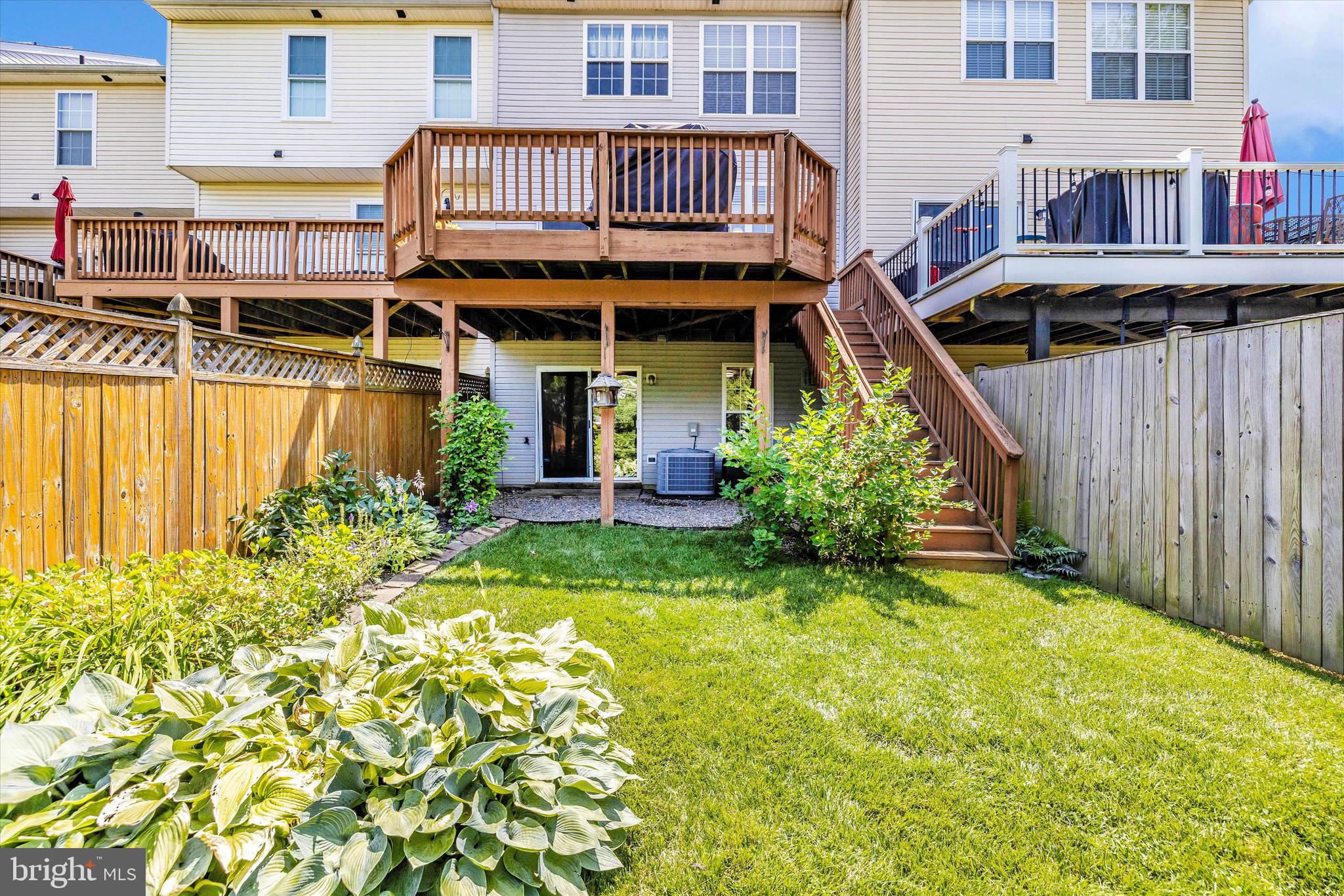 WELLINGTON TRACE - Residential